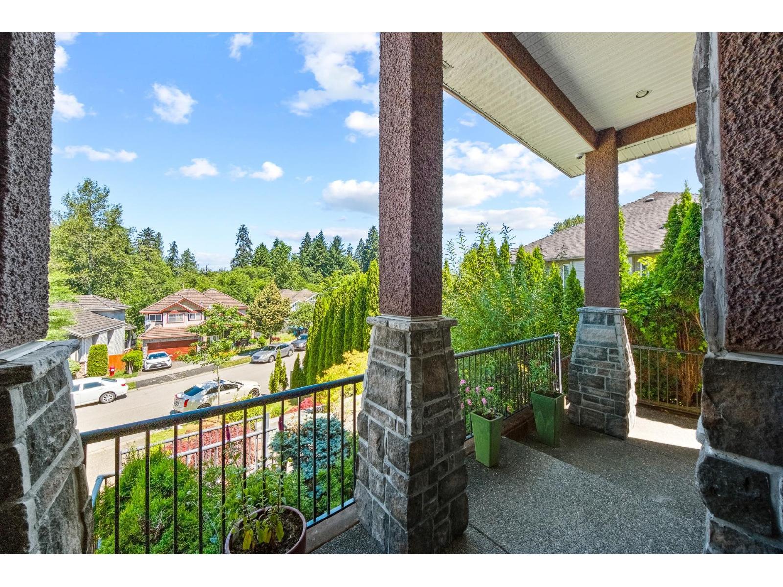 Photo 5 of 14498 78 Avenue, Surrey BC