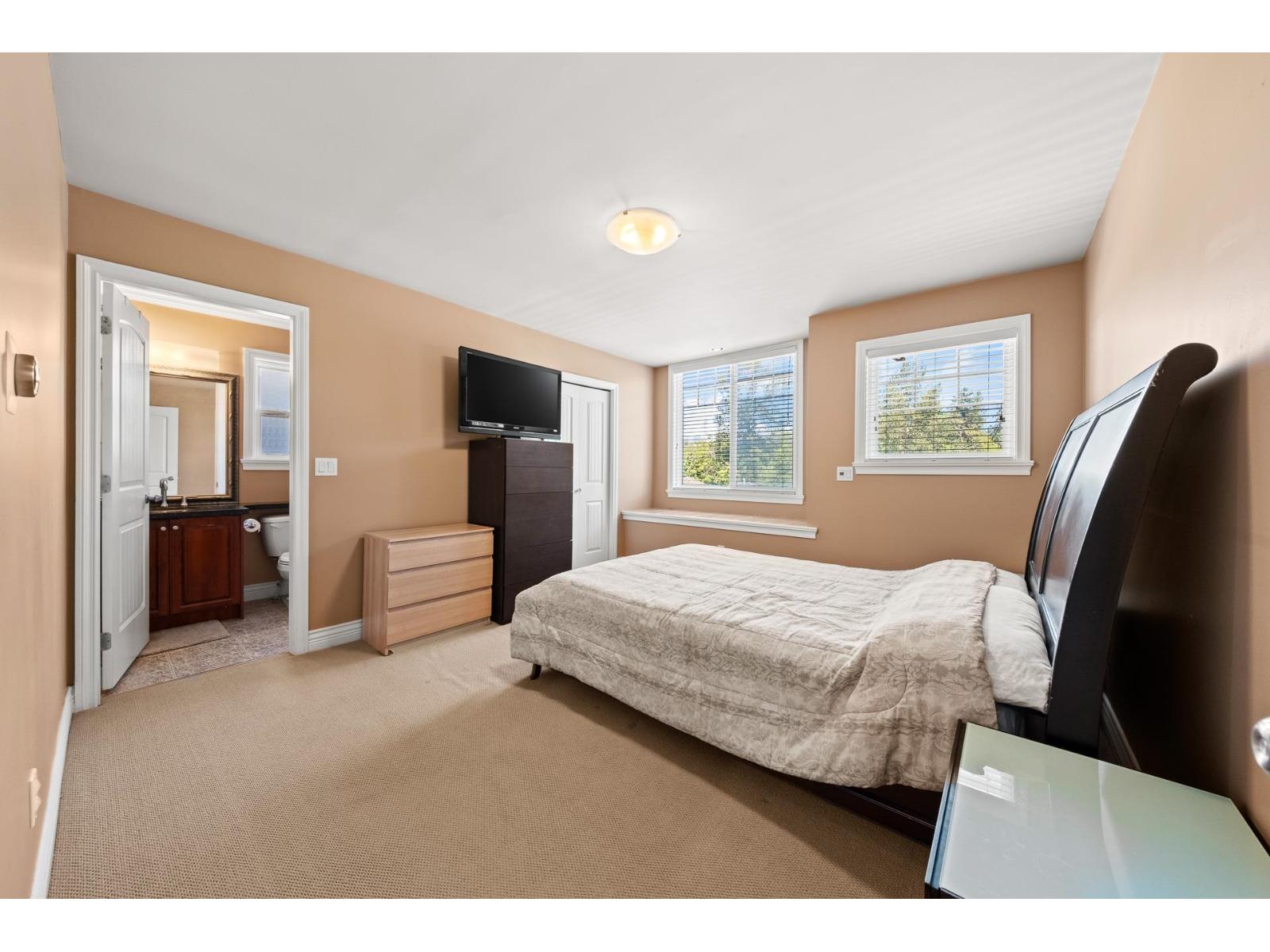 Photo 7 of 14498 78 Avenue, Surrey BC
