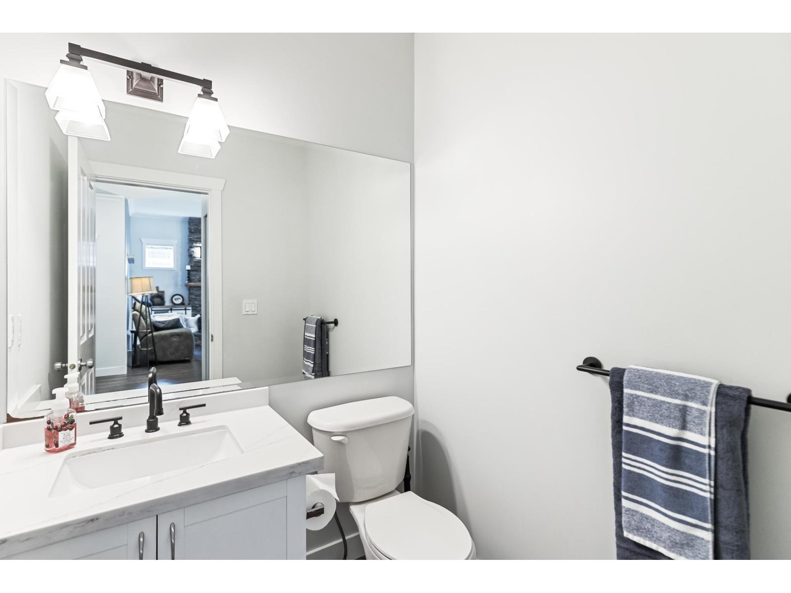 Photo 20 of 20159 69 A Avenue, Langley BC