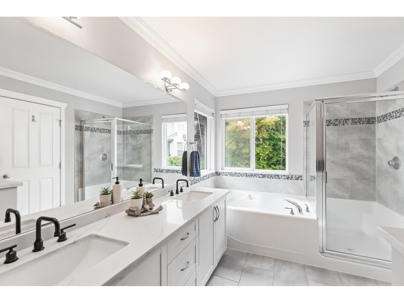 Photo 23 of 20159 69 A Avenue, Langley BC