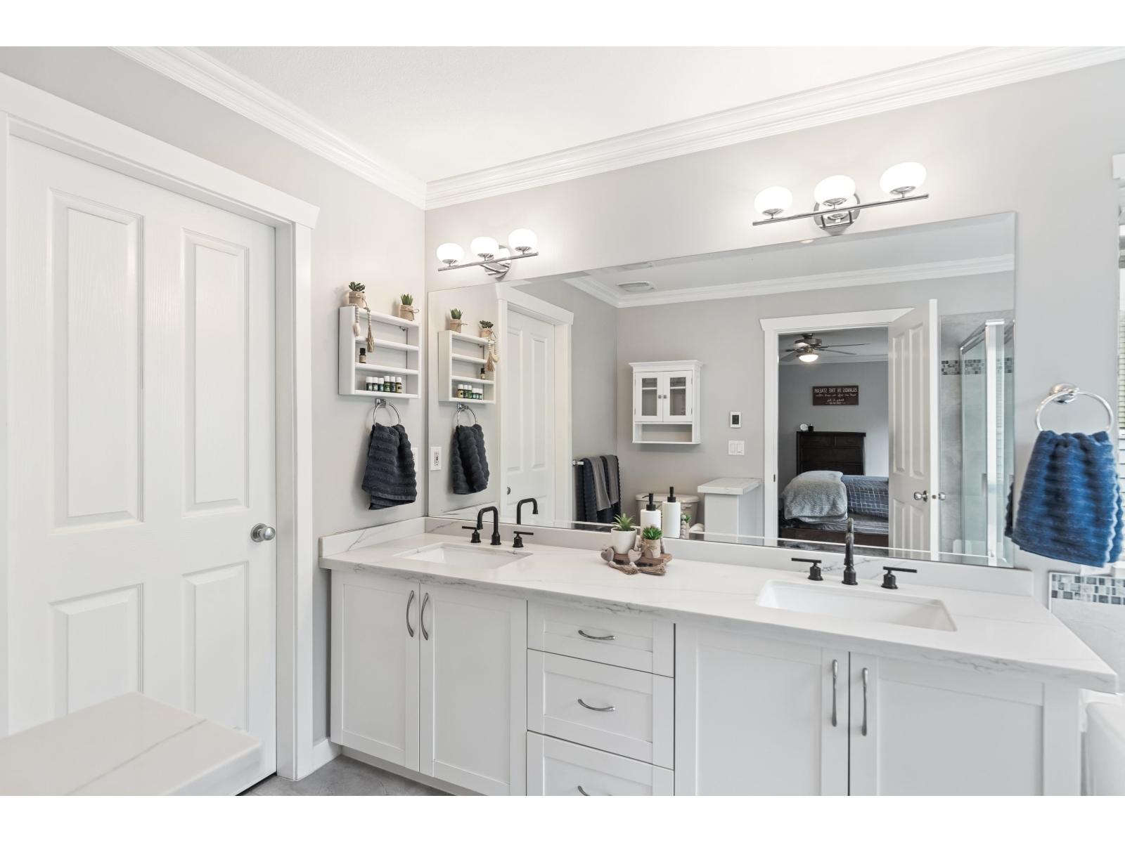 Photo 24 of 20159 69 A Avenue, Langley BC