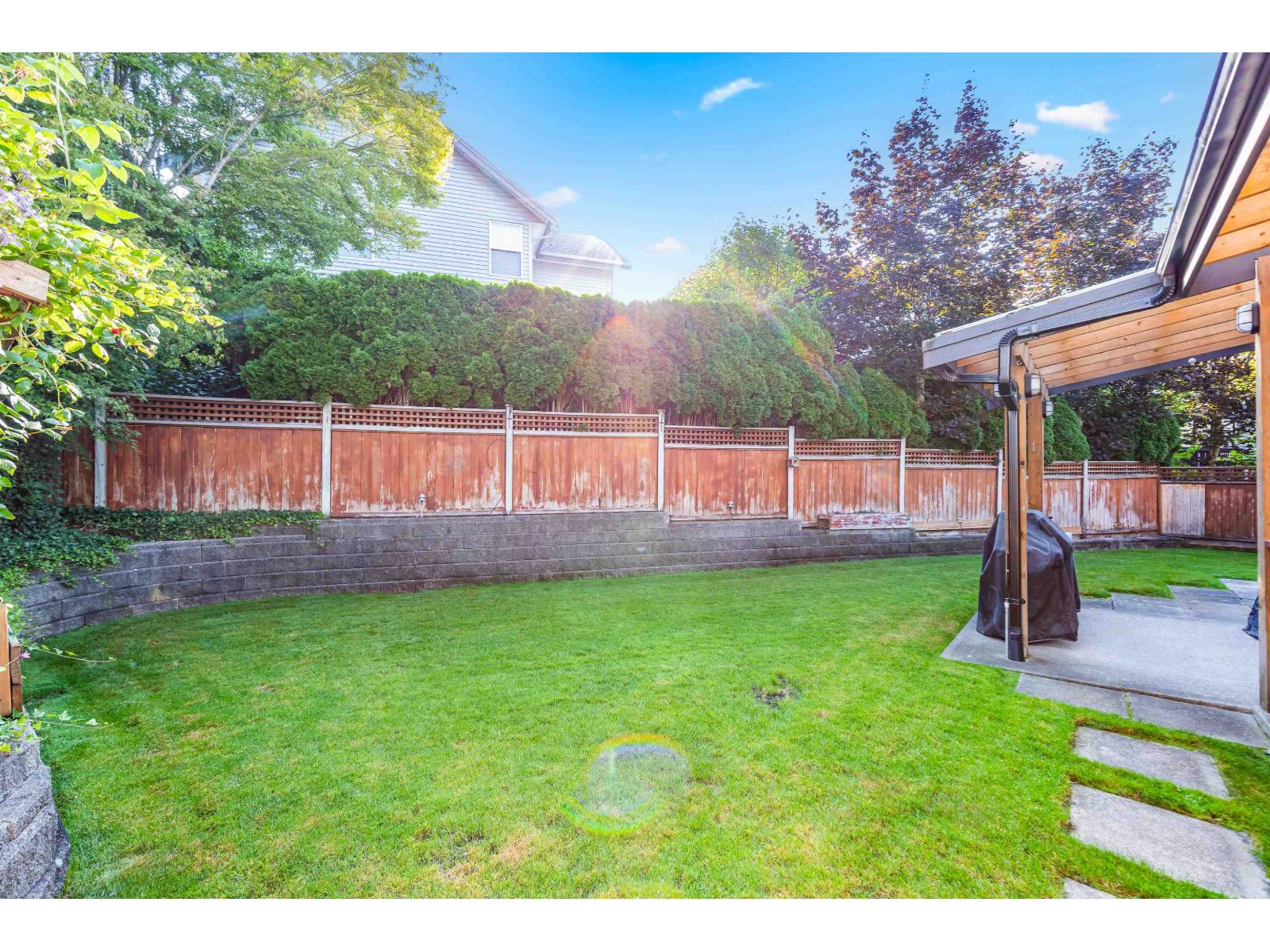 Photo 35 of 20159 69 A Avenue, Langley BC
