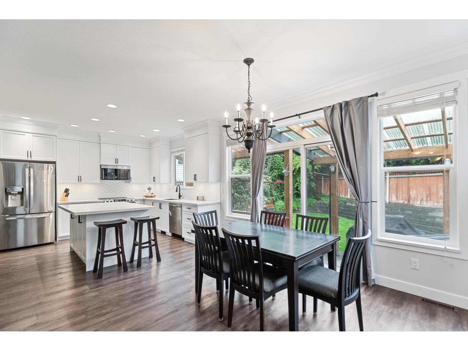 Photo 7 of 20159 69 A Avenue, Langley BC