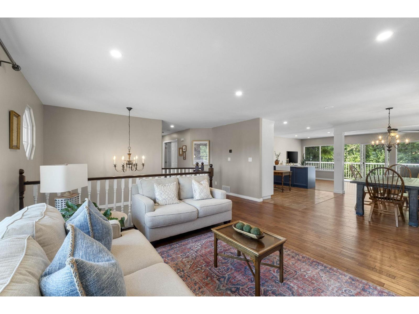 Photo 7 of 8340 Miller Crescent, Mission BC