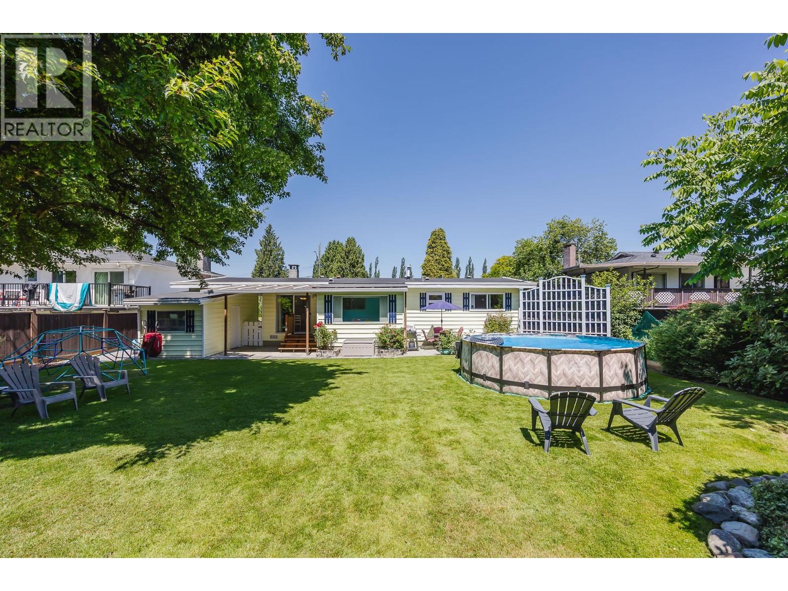 Photo 36 of 21632 Exeter Avenue, Maple Ridge BC