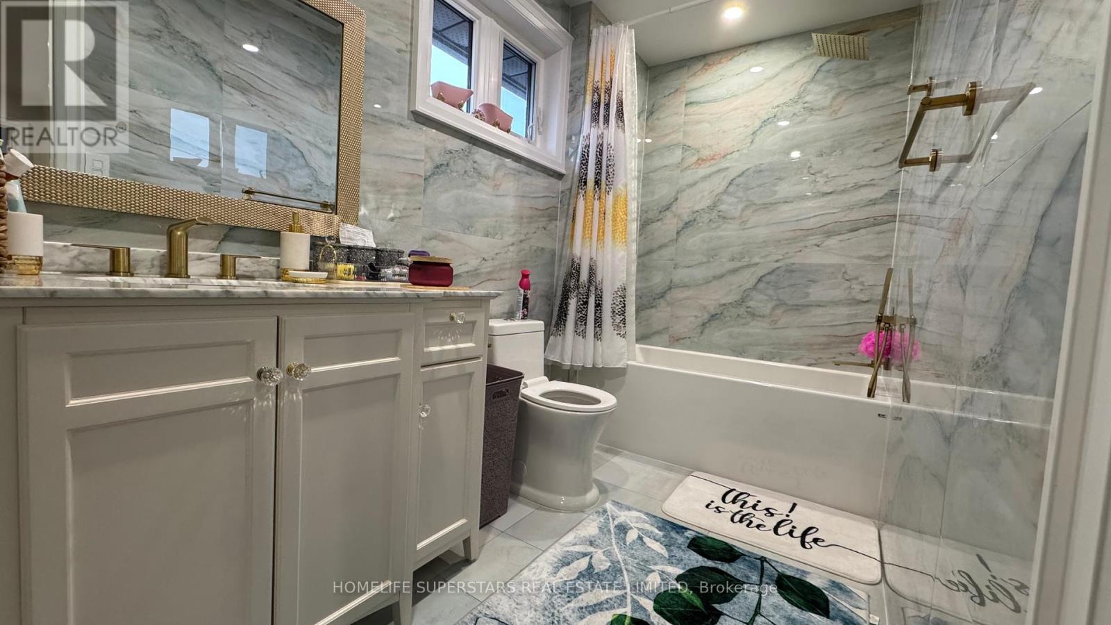 Photo 25 of 159 Richvale Drive S, Brampton ON