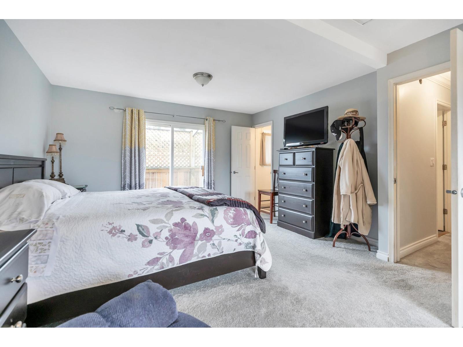 Photo 21 of 2096 Martens Street, Abbotsford BC