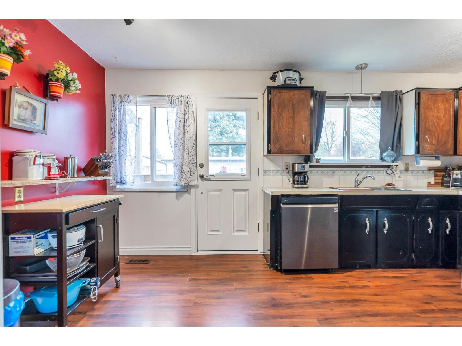 Photo 12 of 2096 Martens Street, Abbotsford BC
