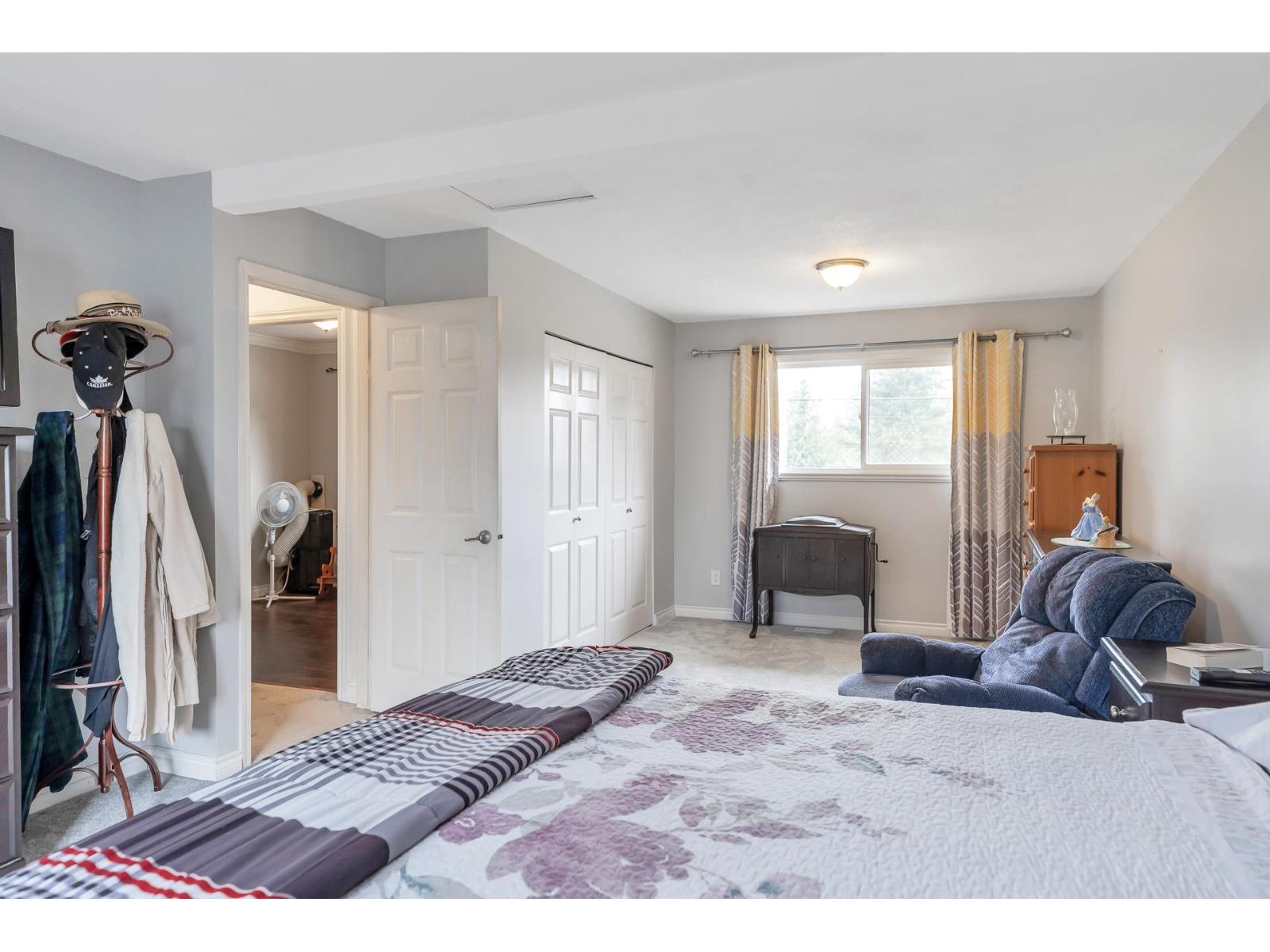 Photo 22 of 2096 Martens Street, Abbotsford BC