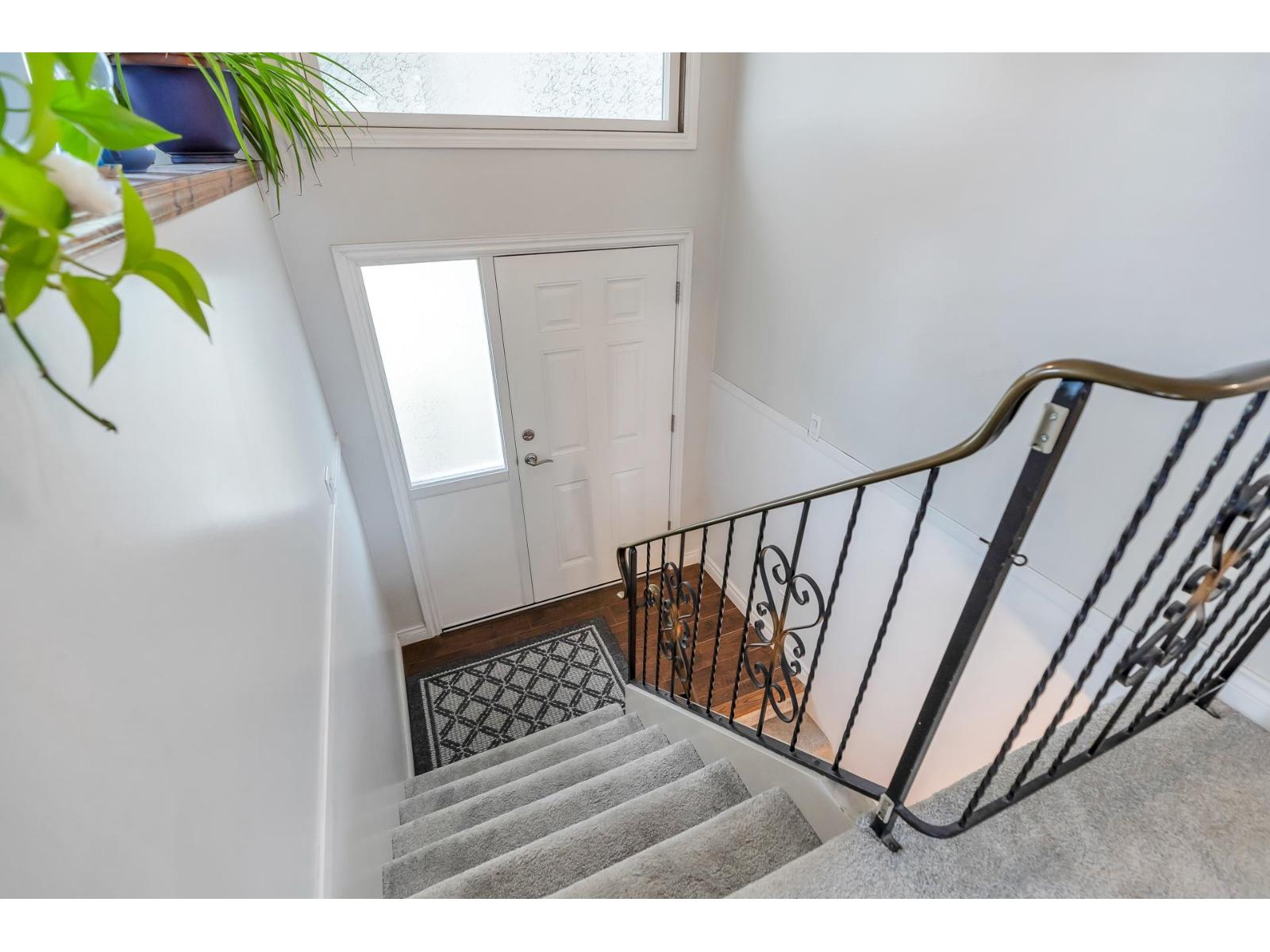 Photo 30 of 2096 Martens Street, Abbotsford BC