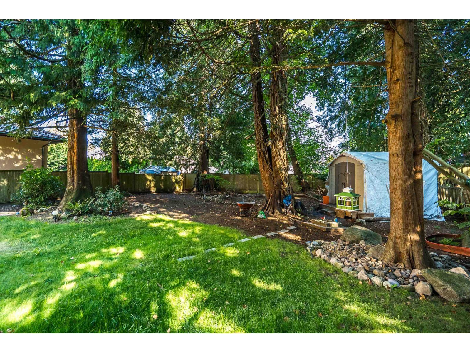 Photo 19 of 12563 26 Avenue, Surrey BC