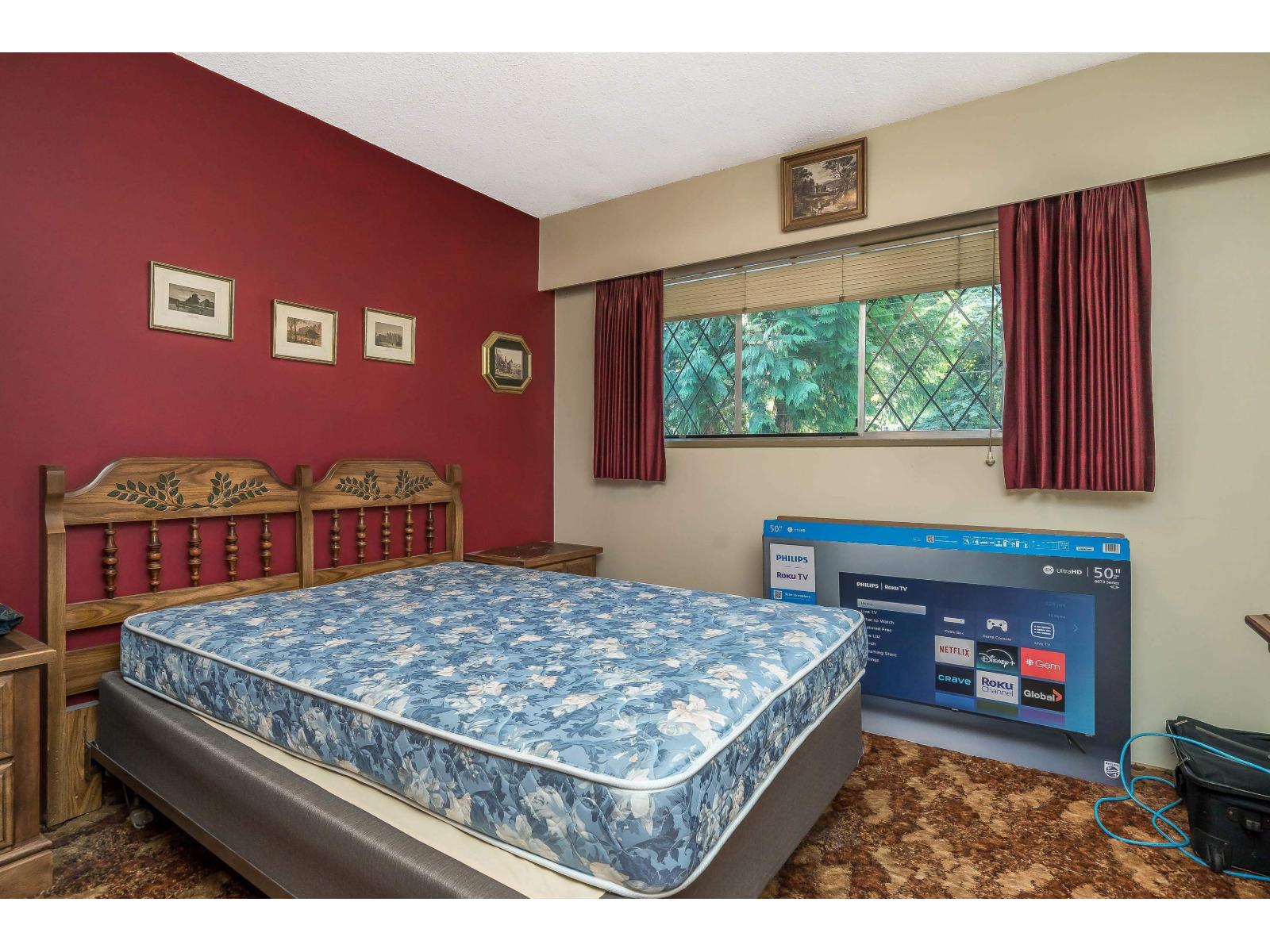 Photo 6 of 12563 26 Avenue, Surrey BC