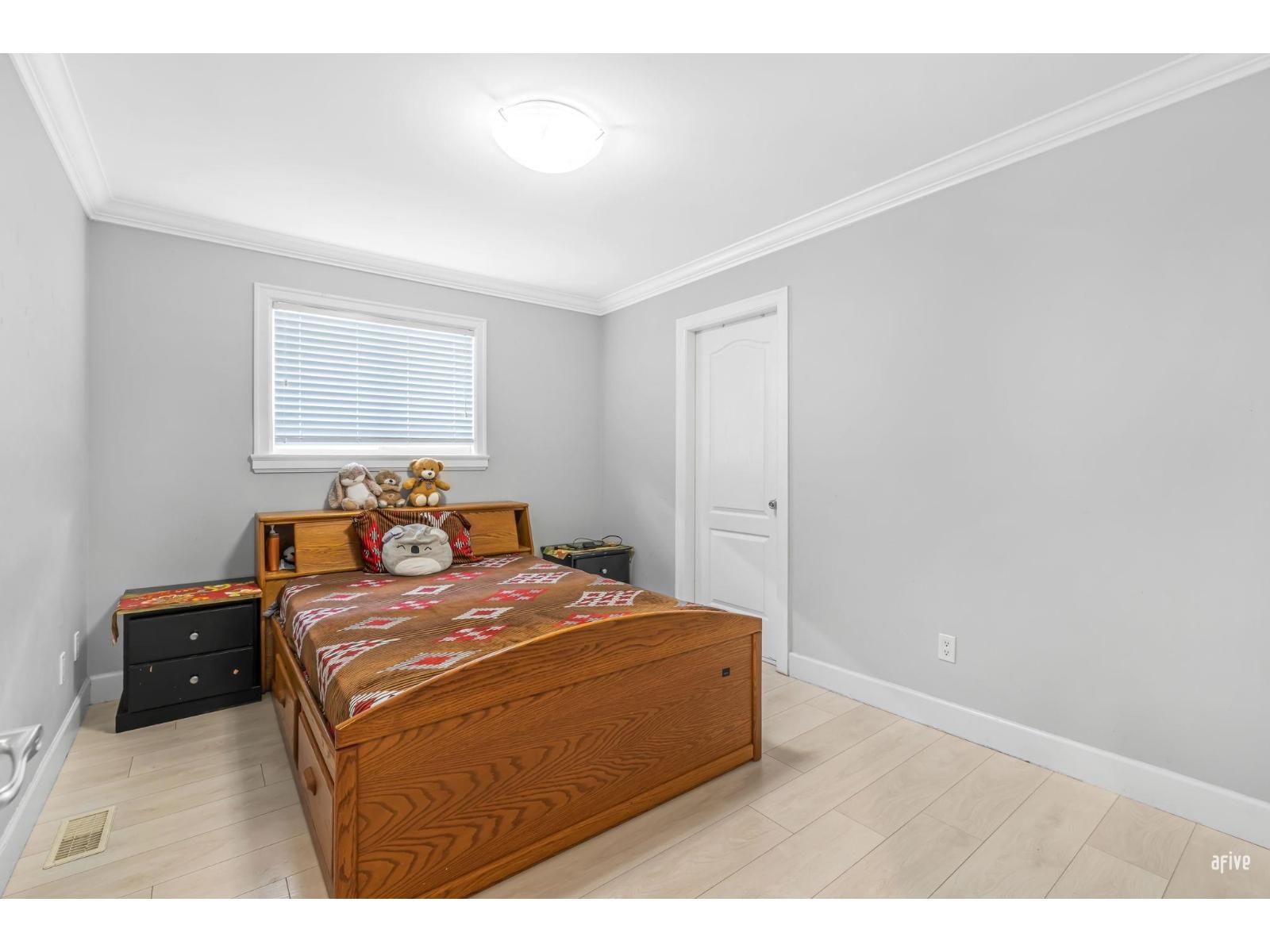 Photo 19 of 12788 105 A Avenue, Surrey BC