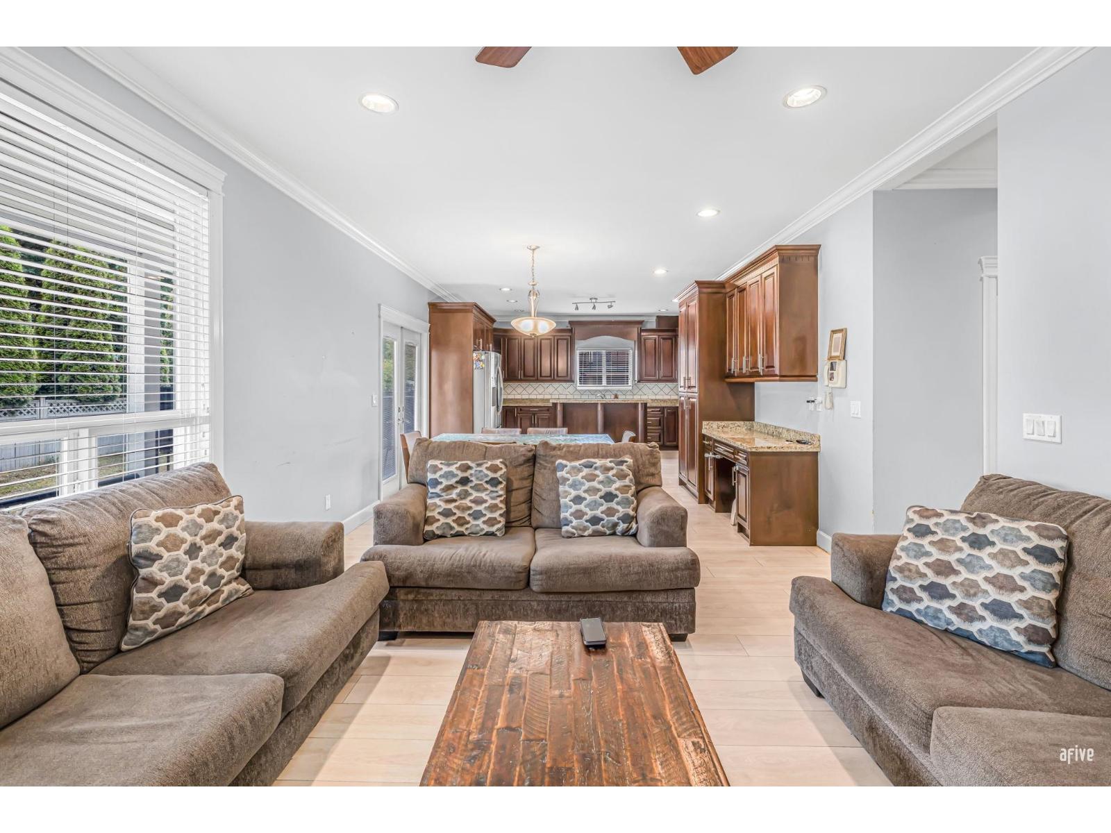 Photo 11 of 12788 105 A Avenue, Surrey BC