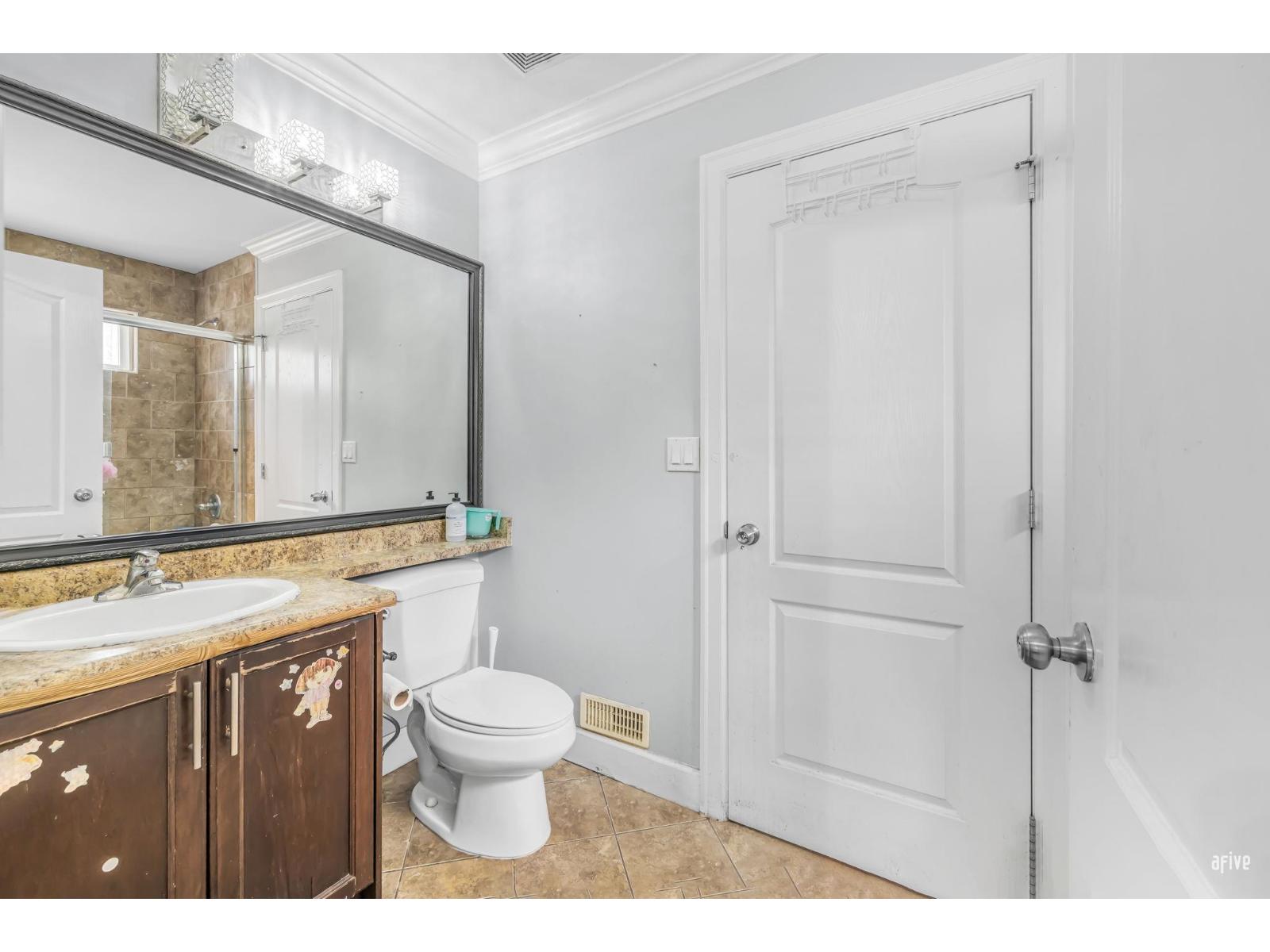 Photo 21 of 12788 105 A Avenue, Surrey BC