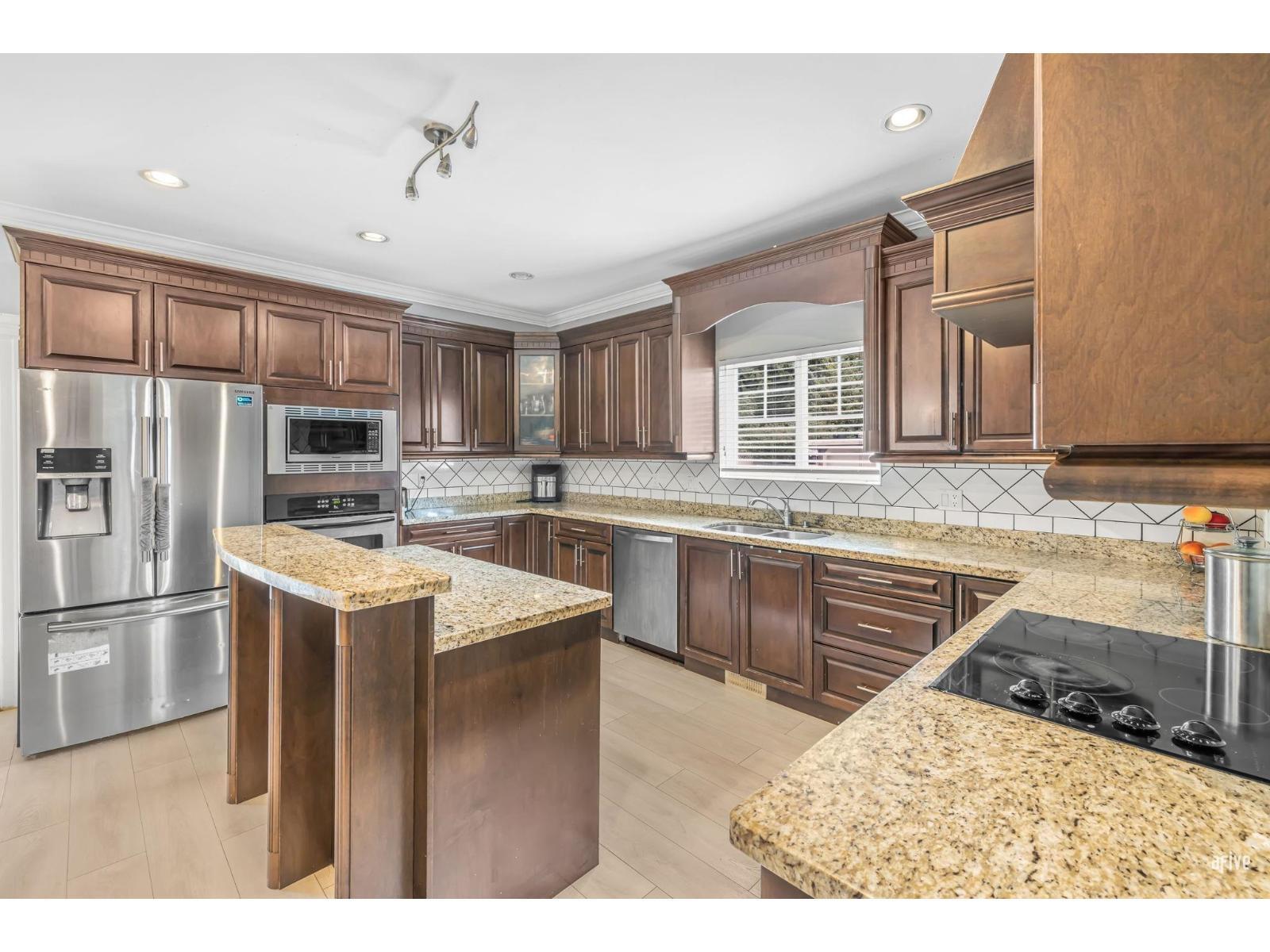 Photo 6 of 12788 105 A Avenue, Surrey BC