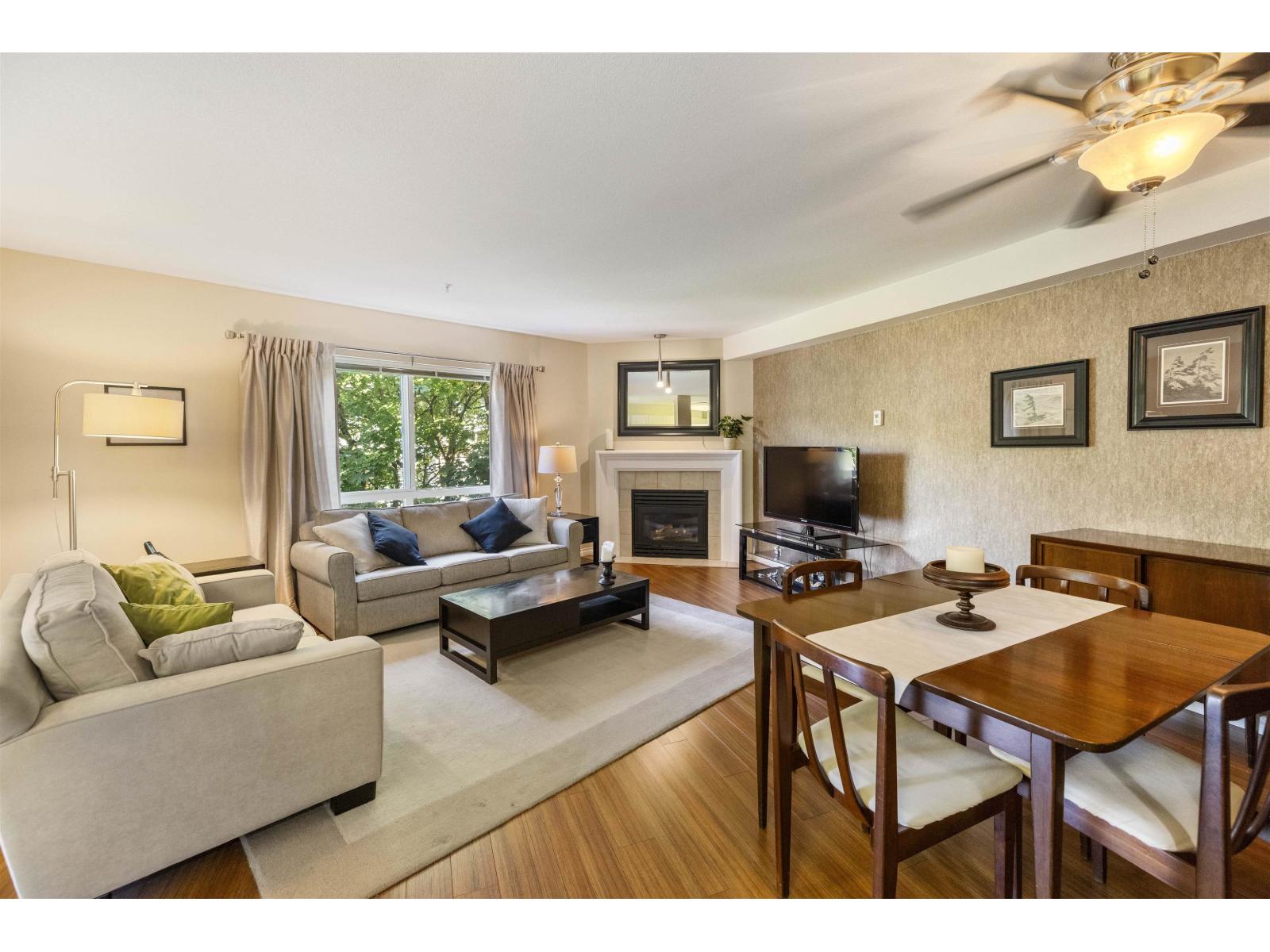 Photo 4 of 310 15150 29 A Avenue, Surrey BC