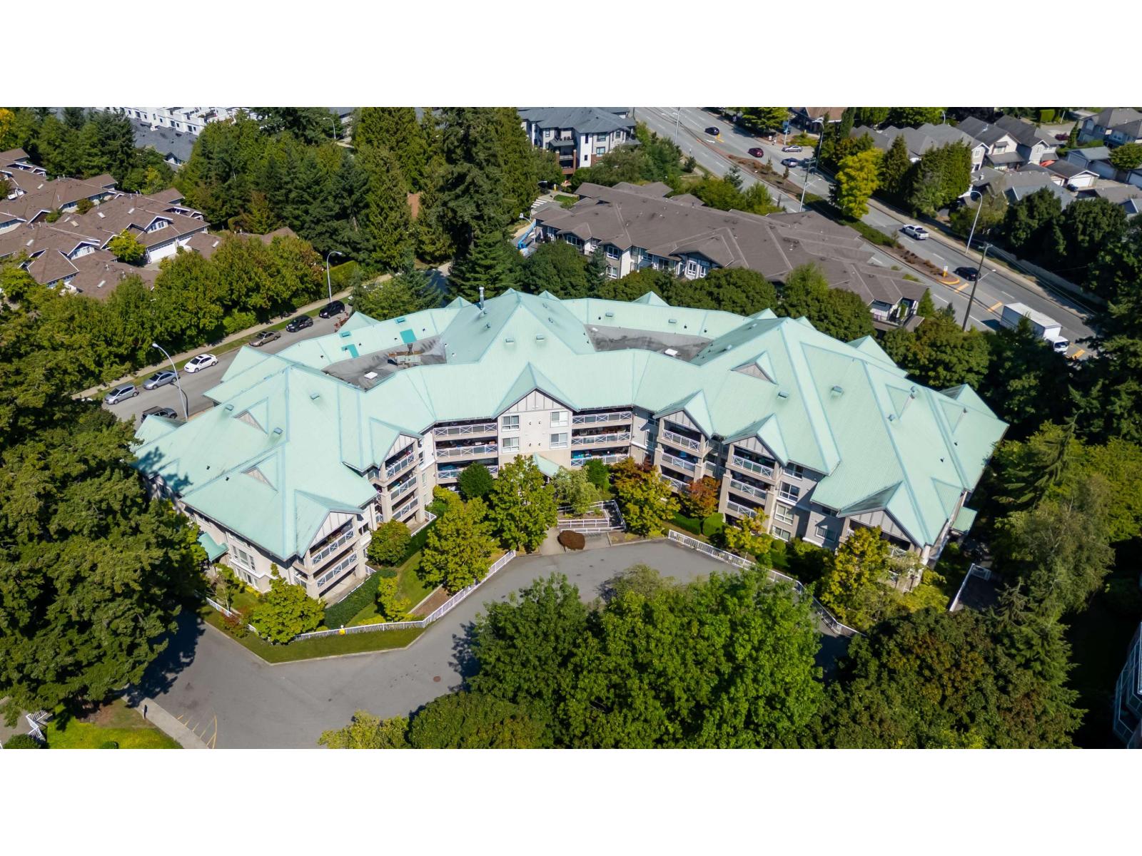 Photo 23 of 310 15150 29 A Avenue, Surrey BC