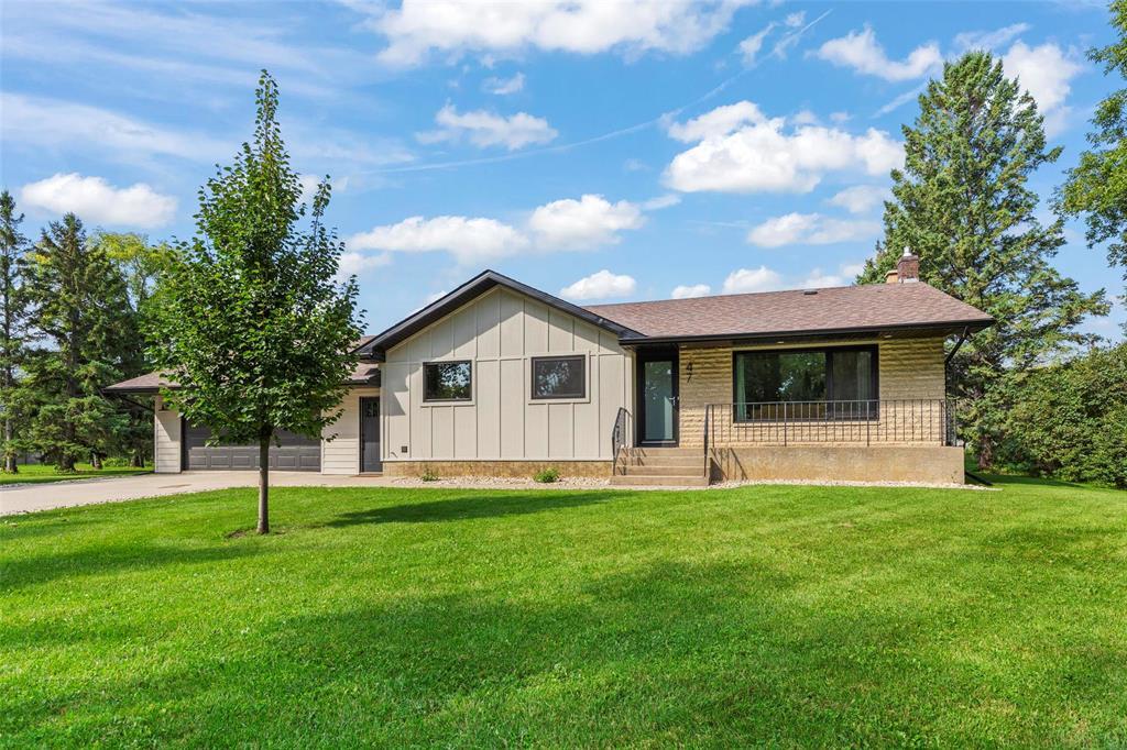 Photo 29 of 47 First Street Sw, Kleefeld MB