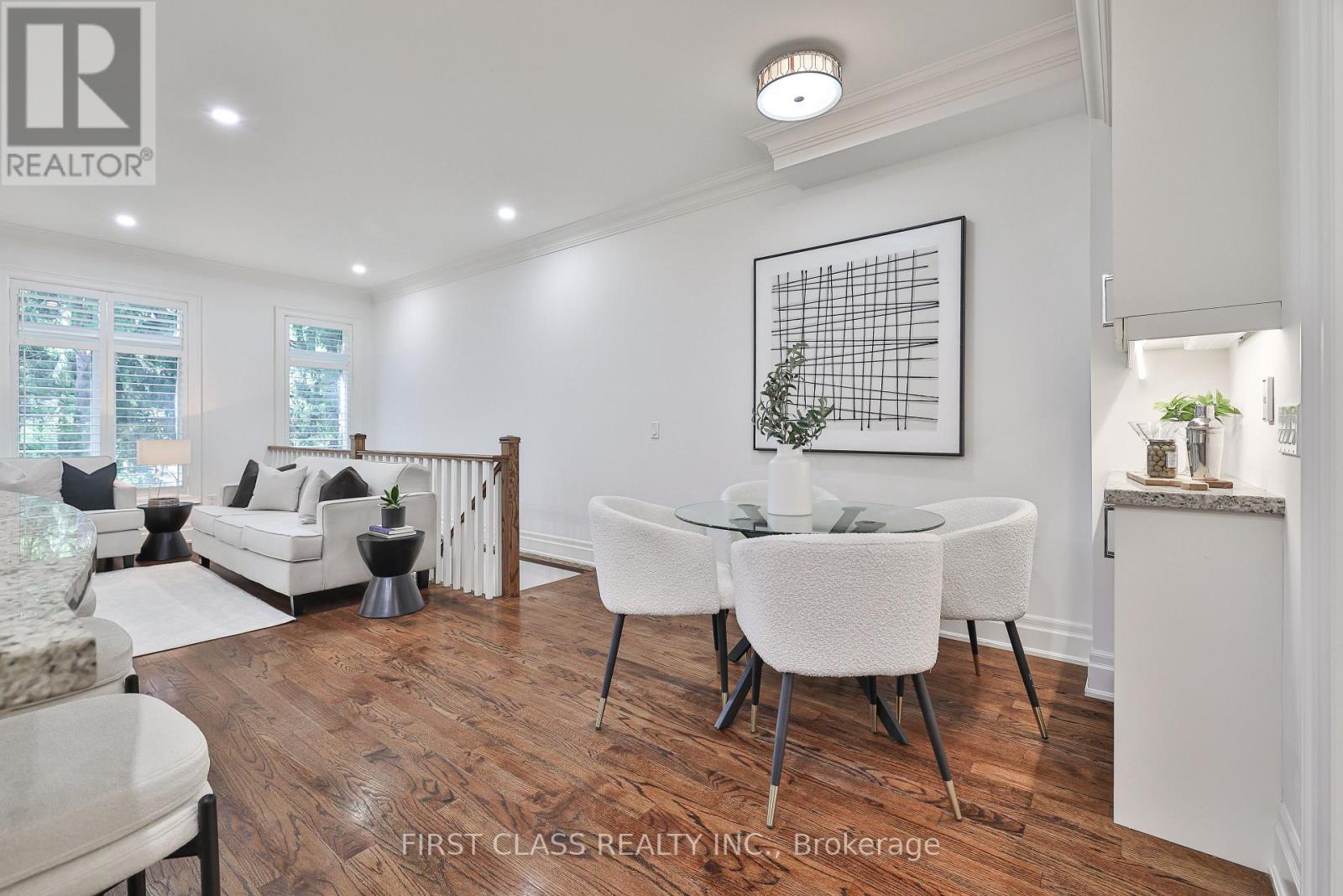 Photo 21 of 136 Bowood Avenue, Toronto ON