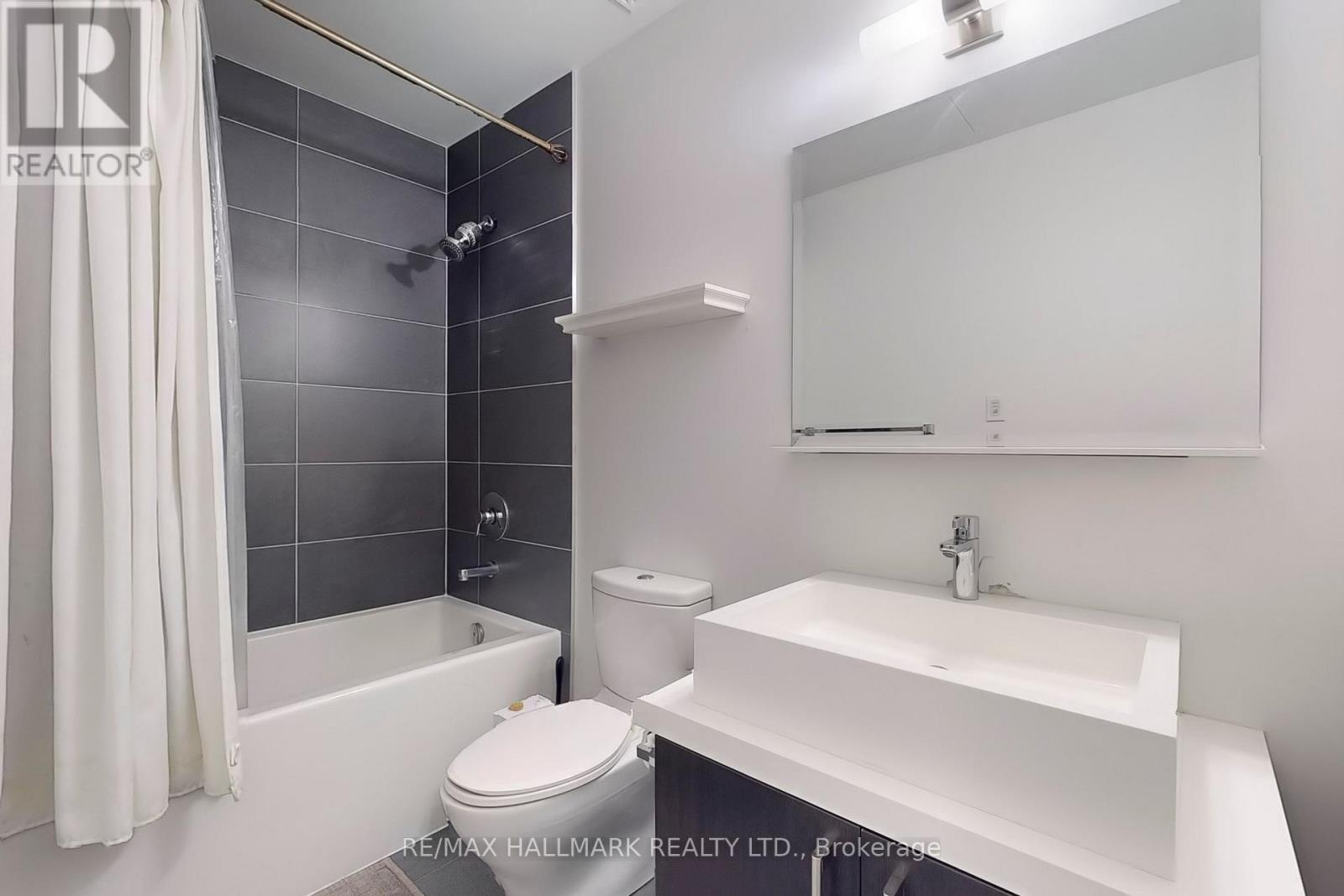 Photo 22 of 3607 65 St Mary Street, Toronto ON