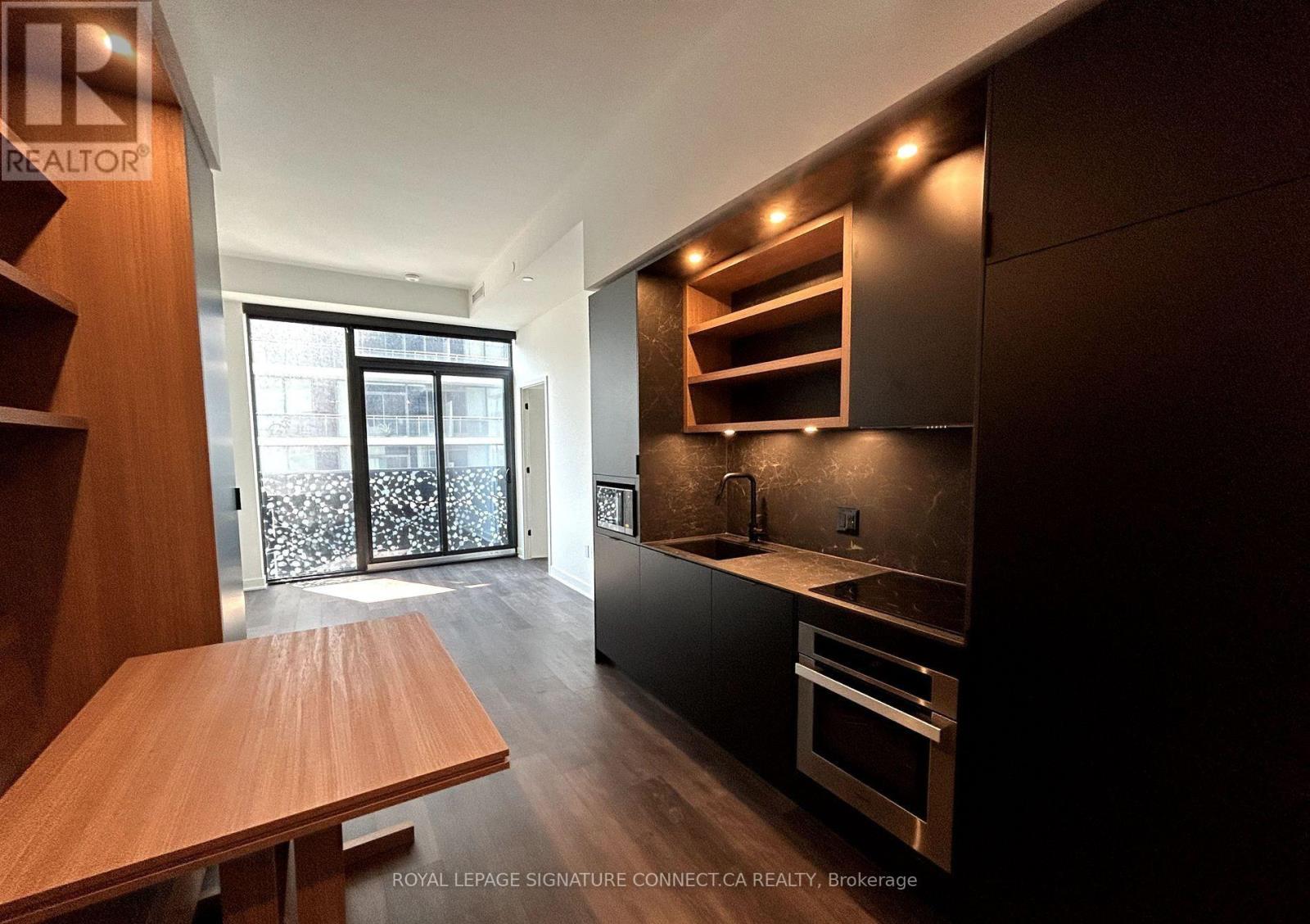 Photo 2 of 3008 55 Charles Street E, Toronto ON