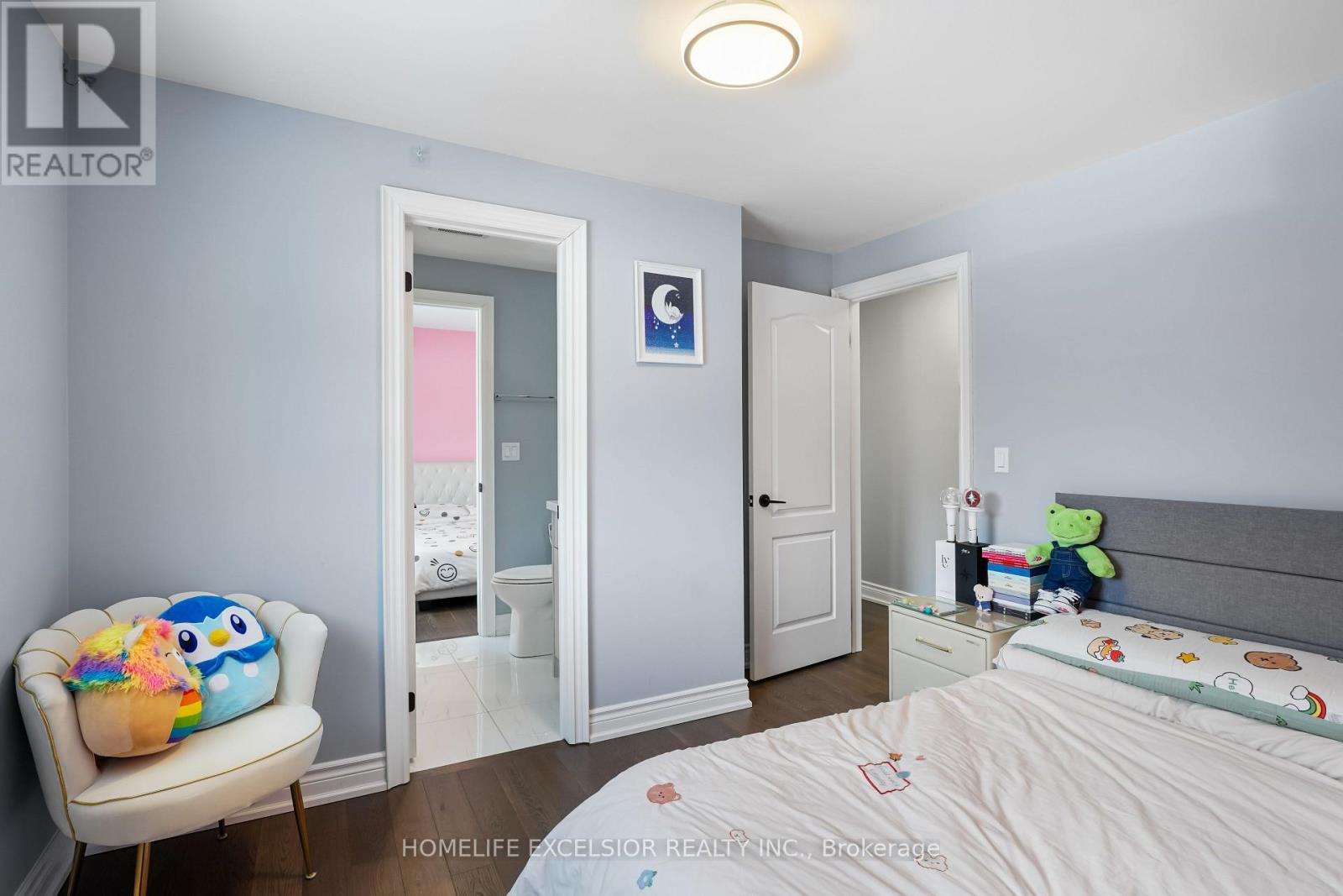 Photo 19 of 39 Davean Drive, Toronto ON