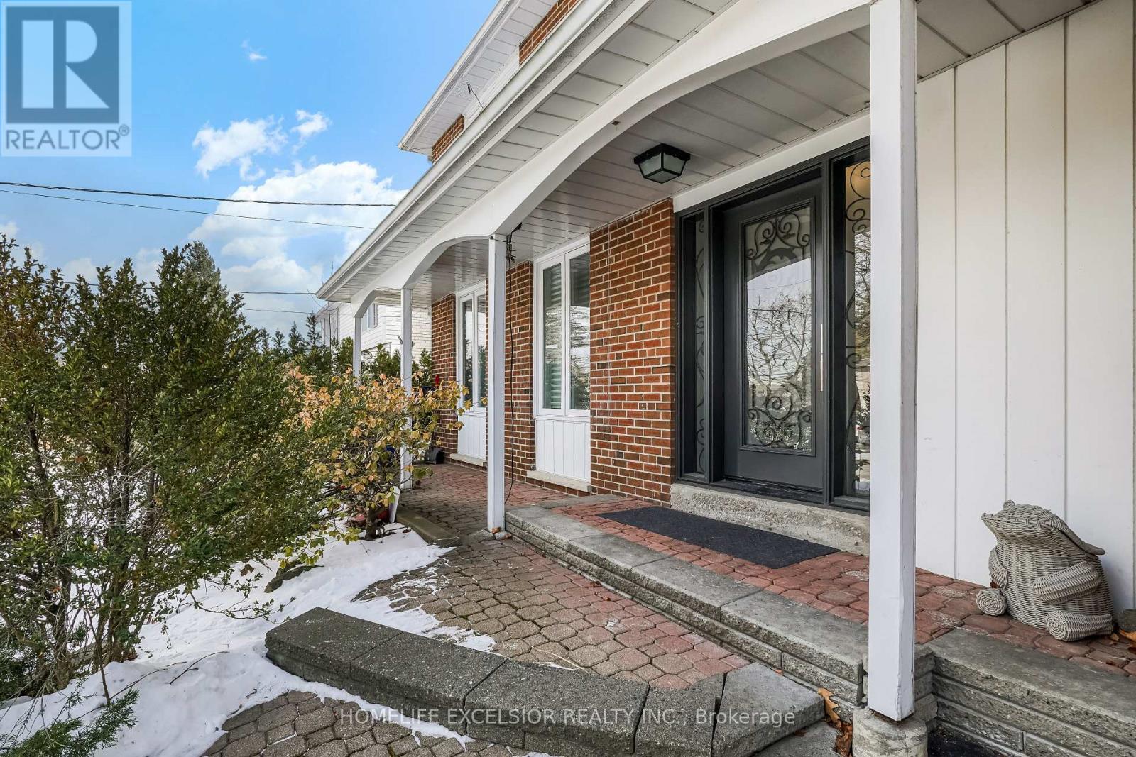 Photo 3 of 39 Davean Drive, Toronto ON