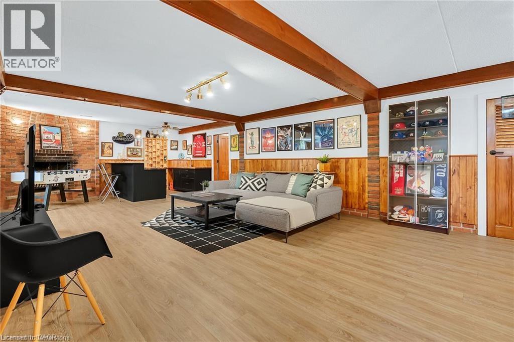 Photo 34 of 217 Jones Road, Stoney Creek ON