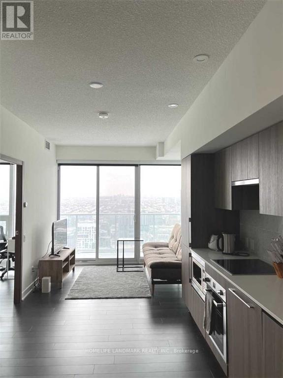 Photo 1 of 4507 17 Bathurst Street, Toronto ON