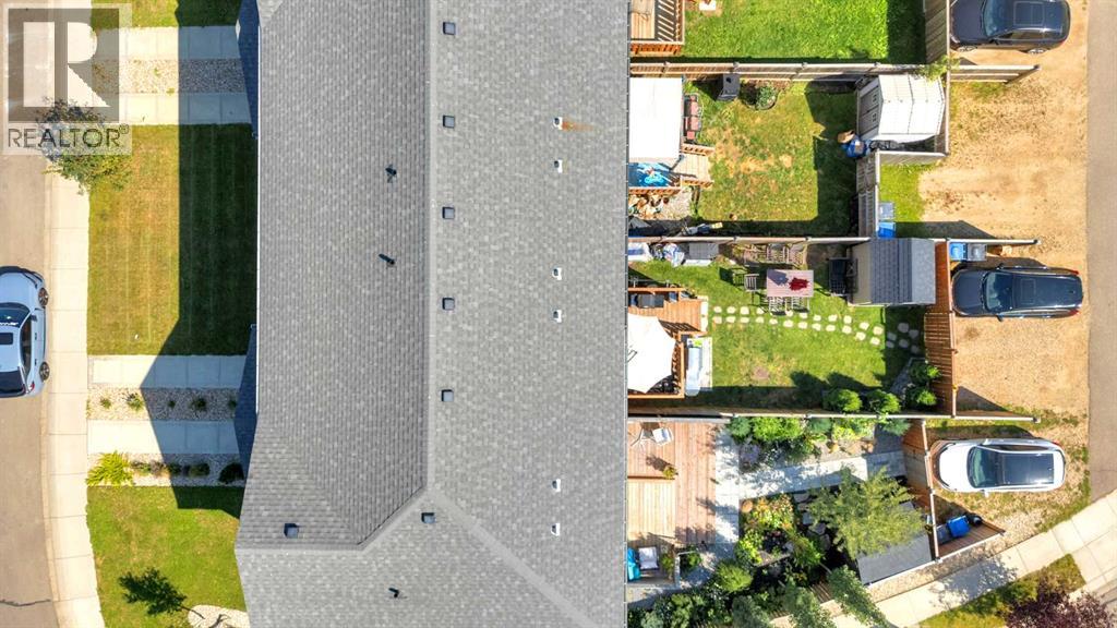 Photo 4 of 2 Hawthorn Place N, Sylvan Lake AB