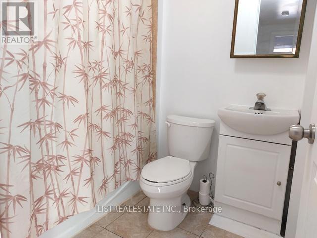 Photo 10 of Upper 2143 Gerrard Street E, Toronto ON