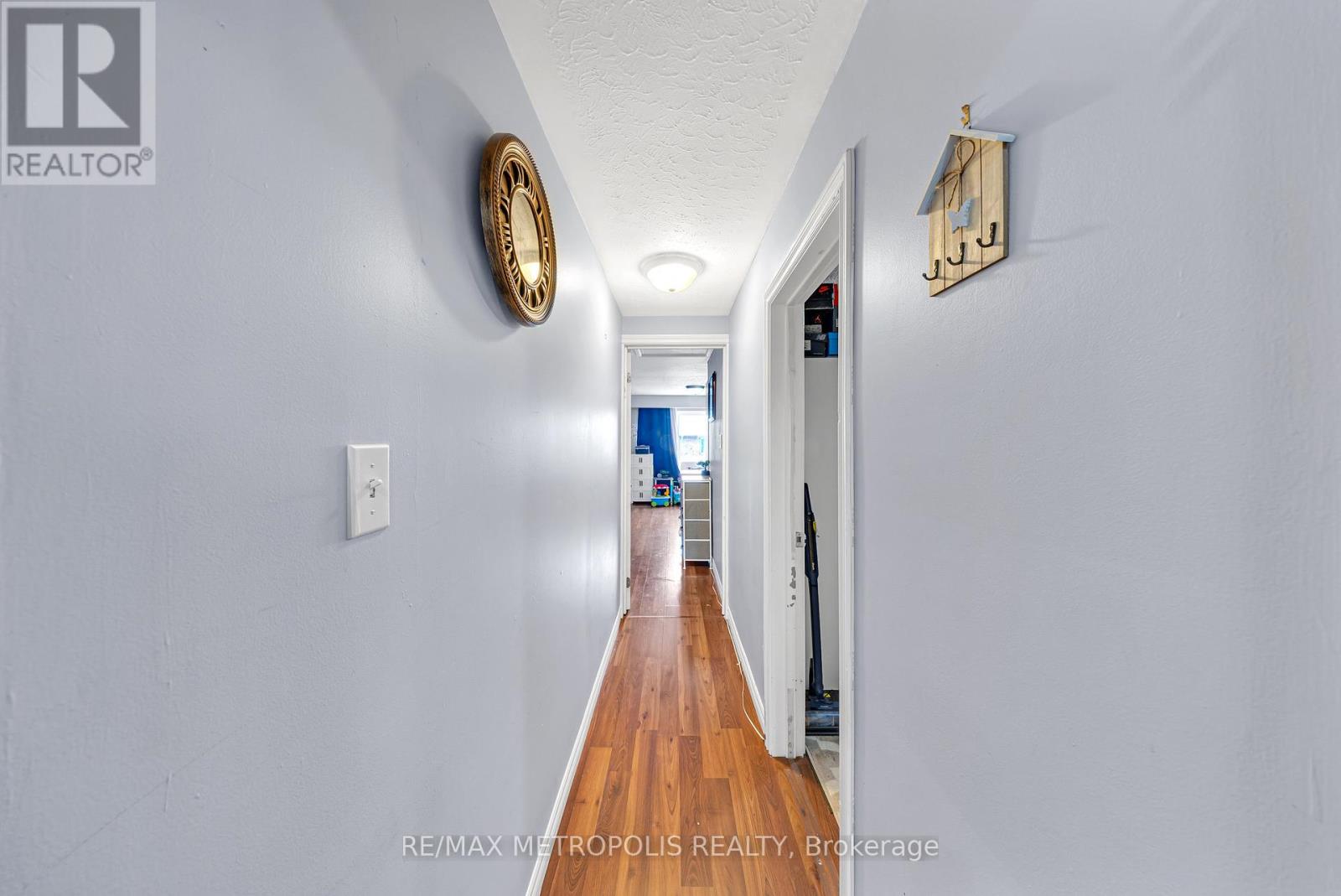 Photo 25 of 337 Pine Avenue, Oshawa ON