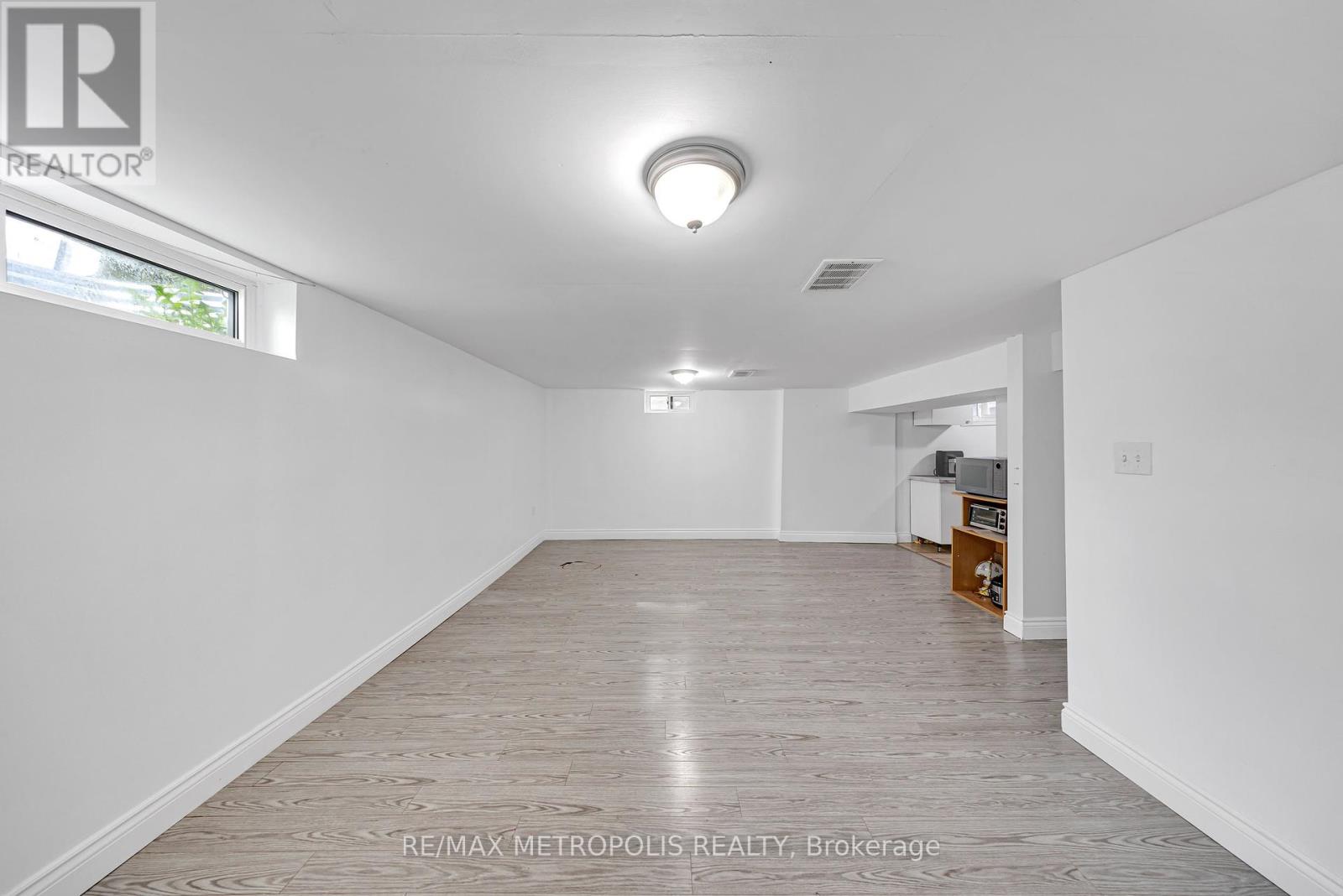 Photo 36 of 337 Pine Avenue, Oshawa ON