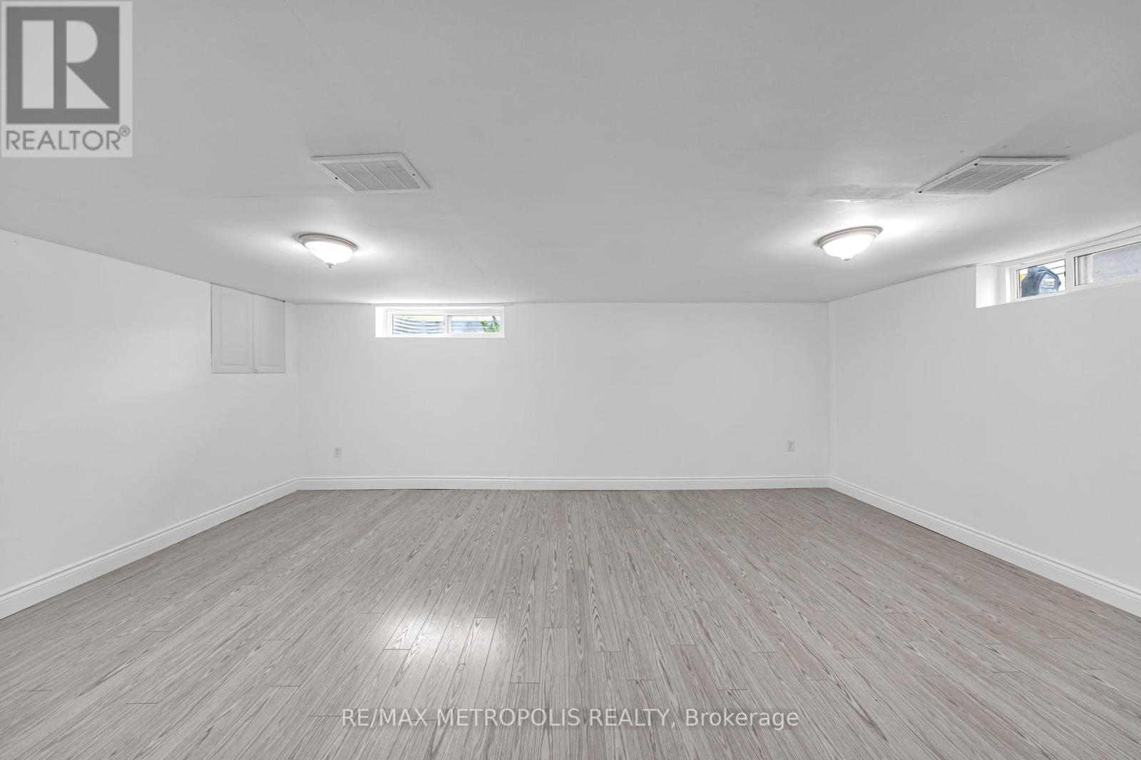 Photo 39 of 337 Pine Avenue, Oshawa ON