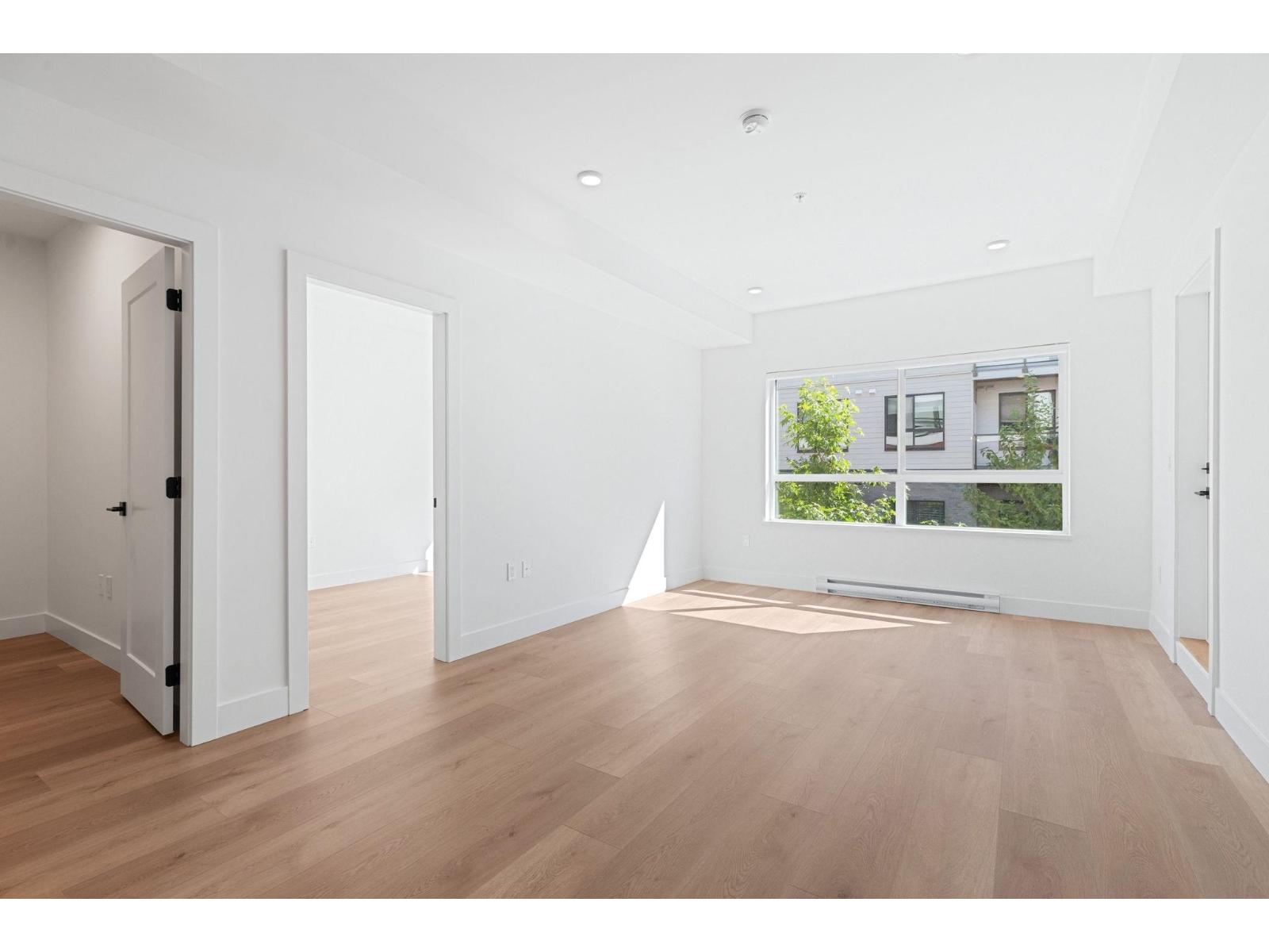 Photo 4 of 206 20286 72 B Avenue, Langley BC