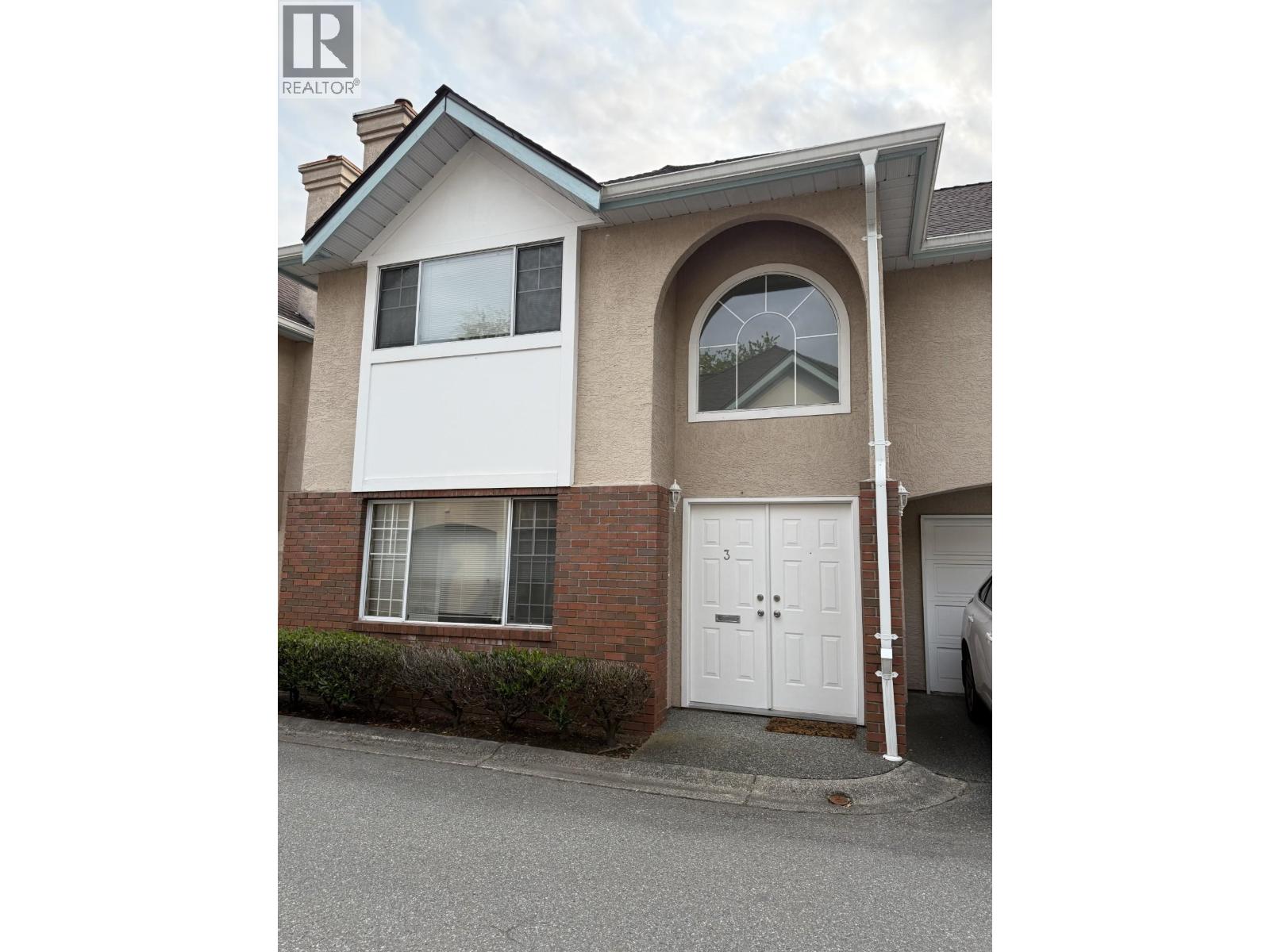 Photo 1 of 3 8280 Bennett Road, Richmond BC