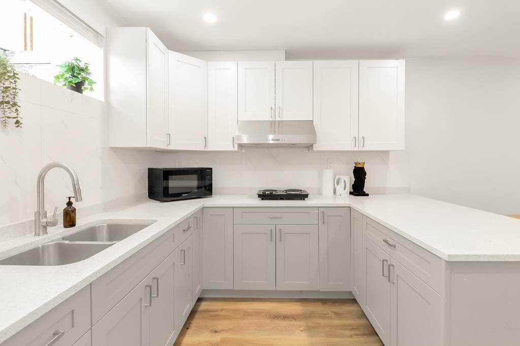 Photo 23 of 16753 84 Avenue, Surrey BC