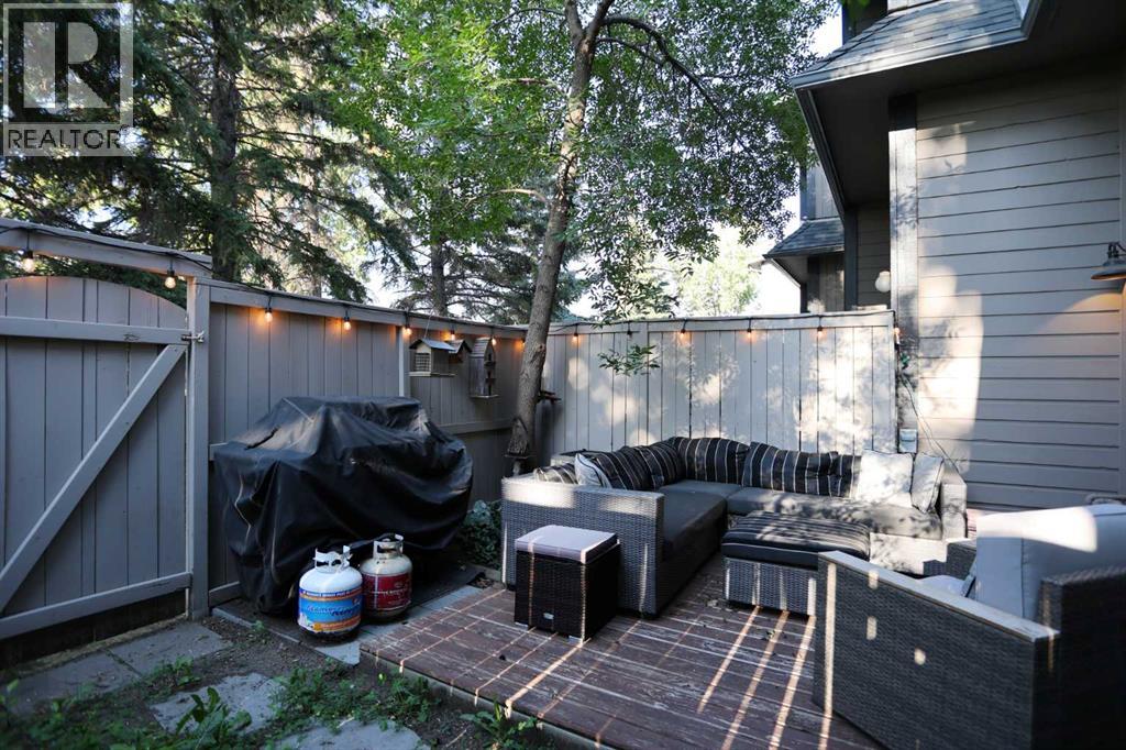 Photo 33 of 42 27 Silver Springs Drive Nw, Calgary AB