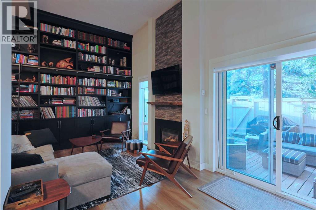 Photo 8 of 42 27 Silver Springs Drive Nw, Calgary AB