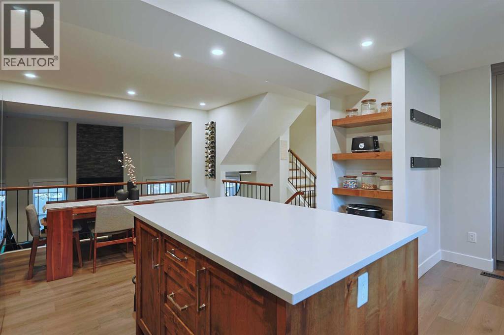 Photo 16 of 42 27 Silver Springs Drive Nw, Calgary AB