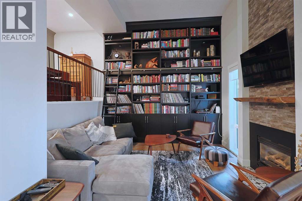 Photo 2 of 42 27 Silver Springs Drive Nw, Calgary AB