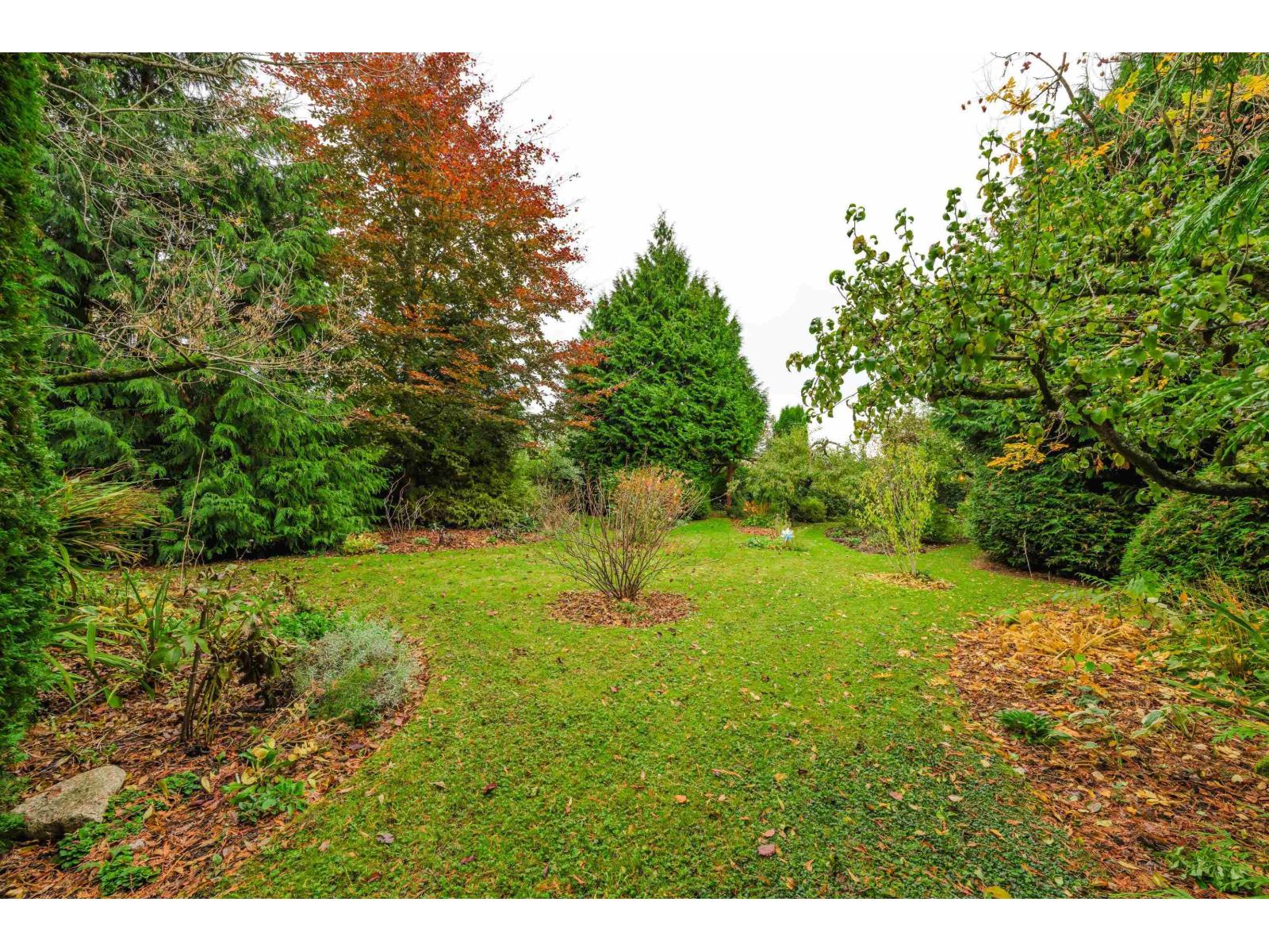 1320 KENT STREET, White Rock
