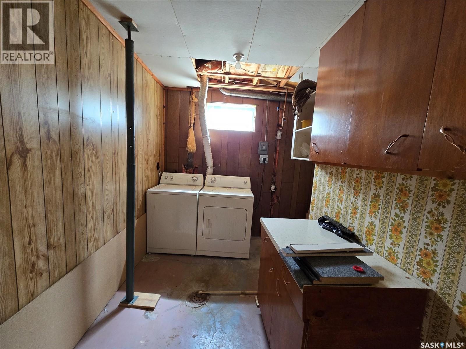 Photo 20 of 204 1st Avenue Sw, Swift Current SK