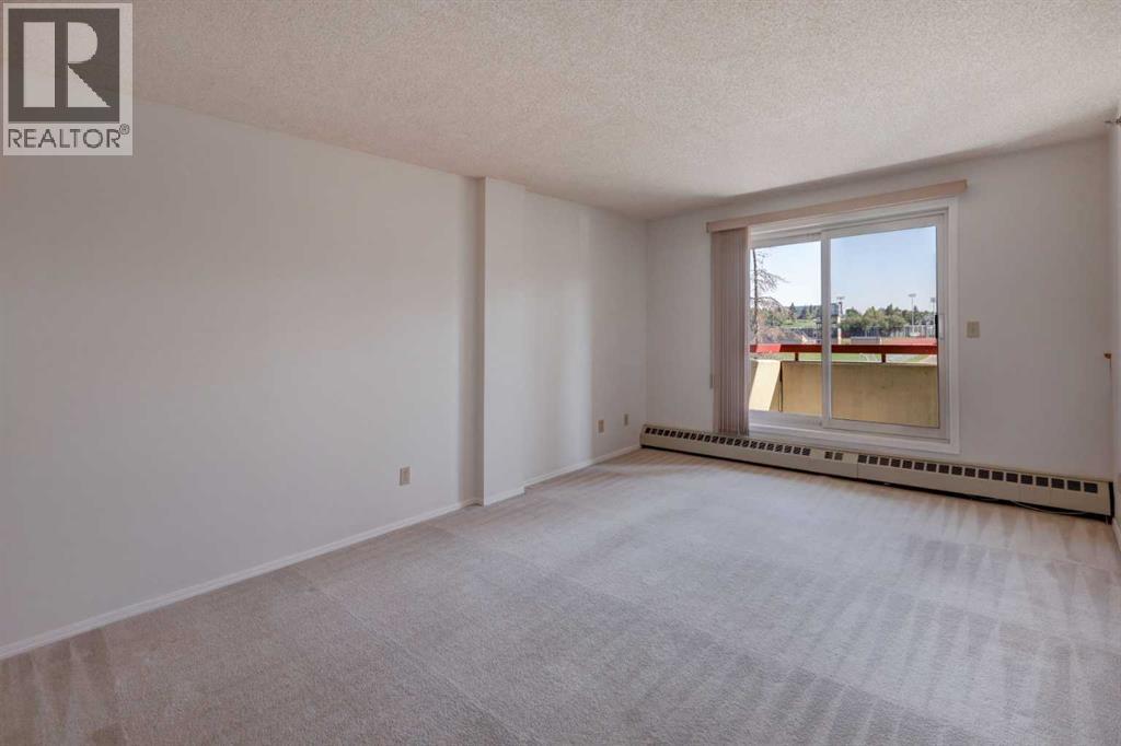 Photo 17 of 403 2011 University Drive Nw, Calgary AB