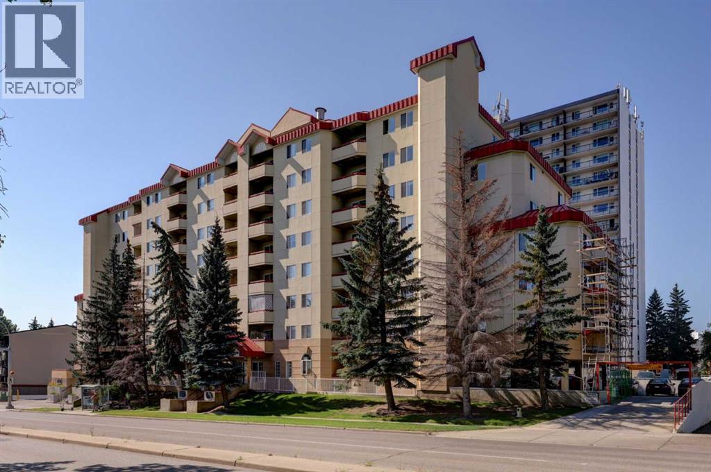 Photo 3 of 403 2011 University Drive Nw, Calgary AB