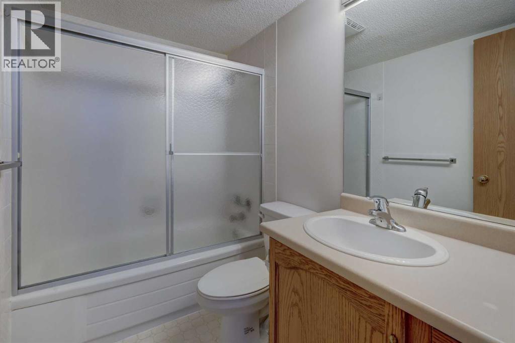 Photo 25 of 403 2011 University Drive Nw, Calgary AB