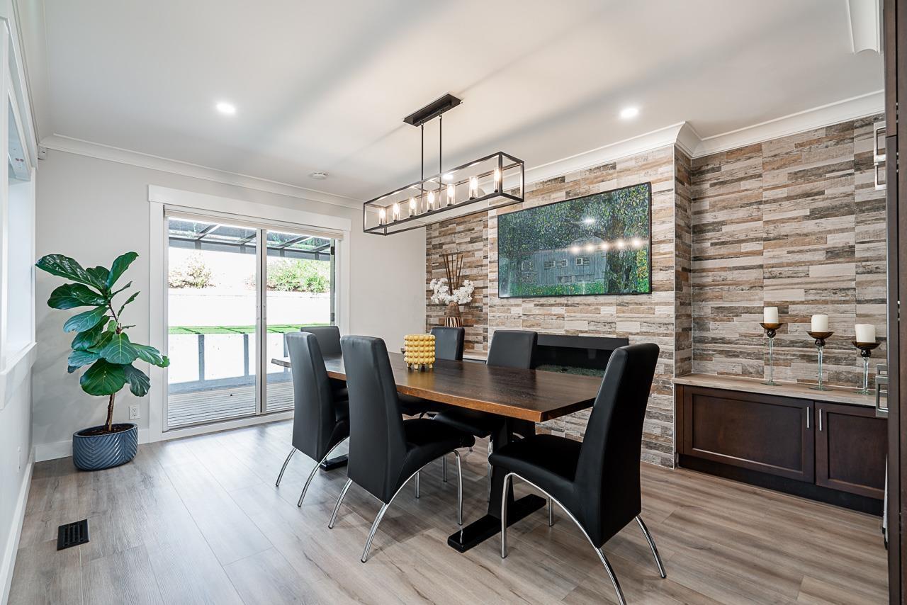Photo 14 of 15807 Columbia Avenue, White Rock BC