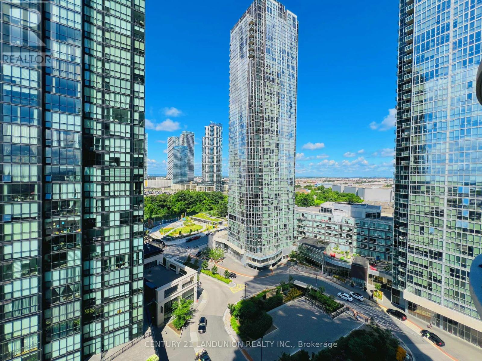 Photo 18 of 1305 2900 Highway 7 Road, Vaughan ON