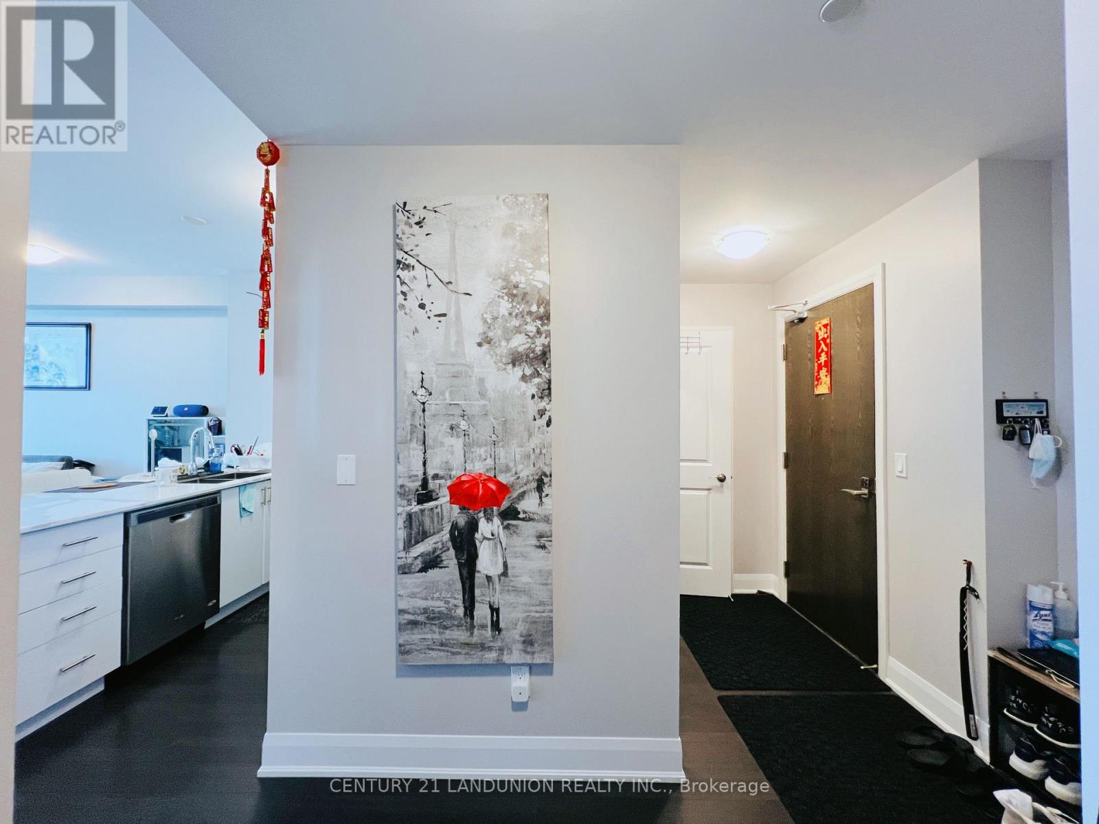 Photo 2 of 1305 2900 Highway 7 Road, Vaughan ON
